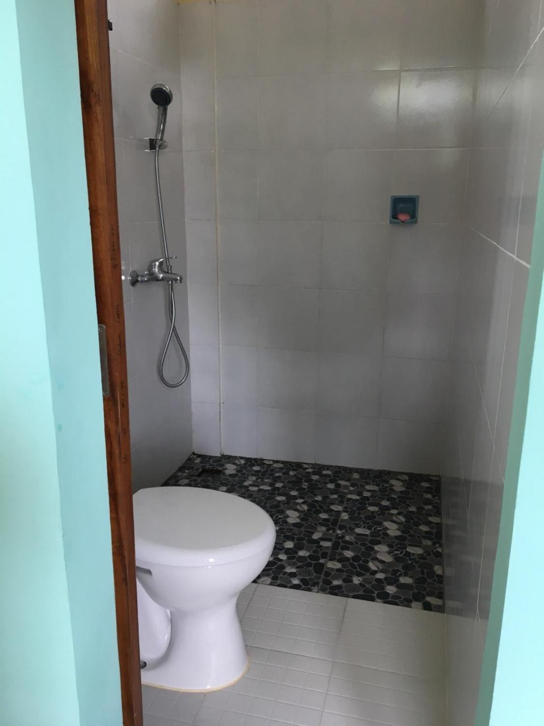 Budget Double Room - Photo 8