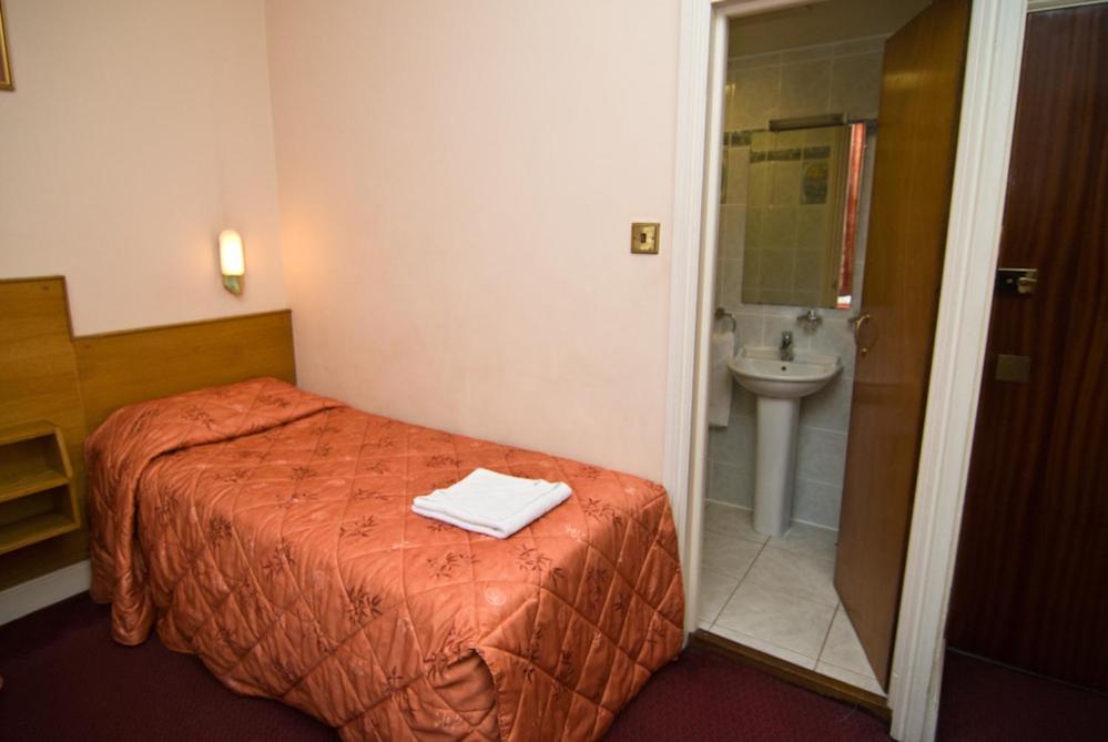 Single Room photo 1