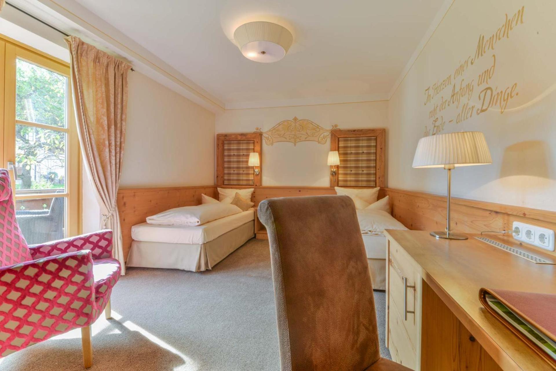 Standard Twin Room photo 1
