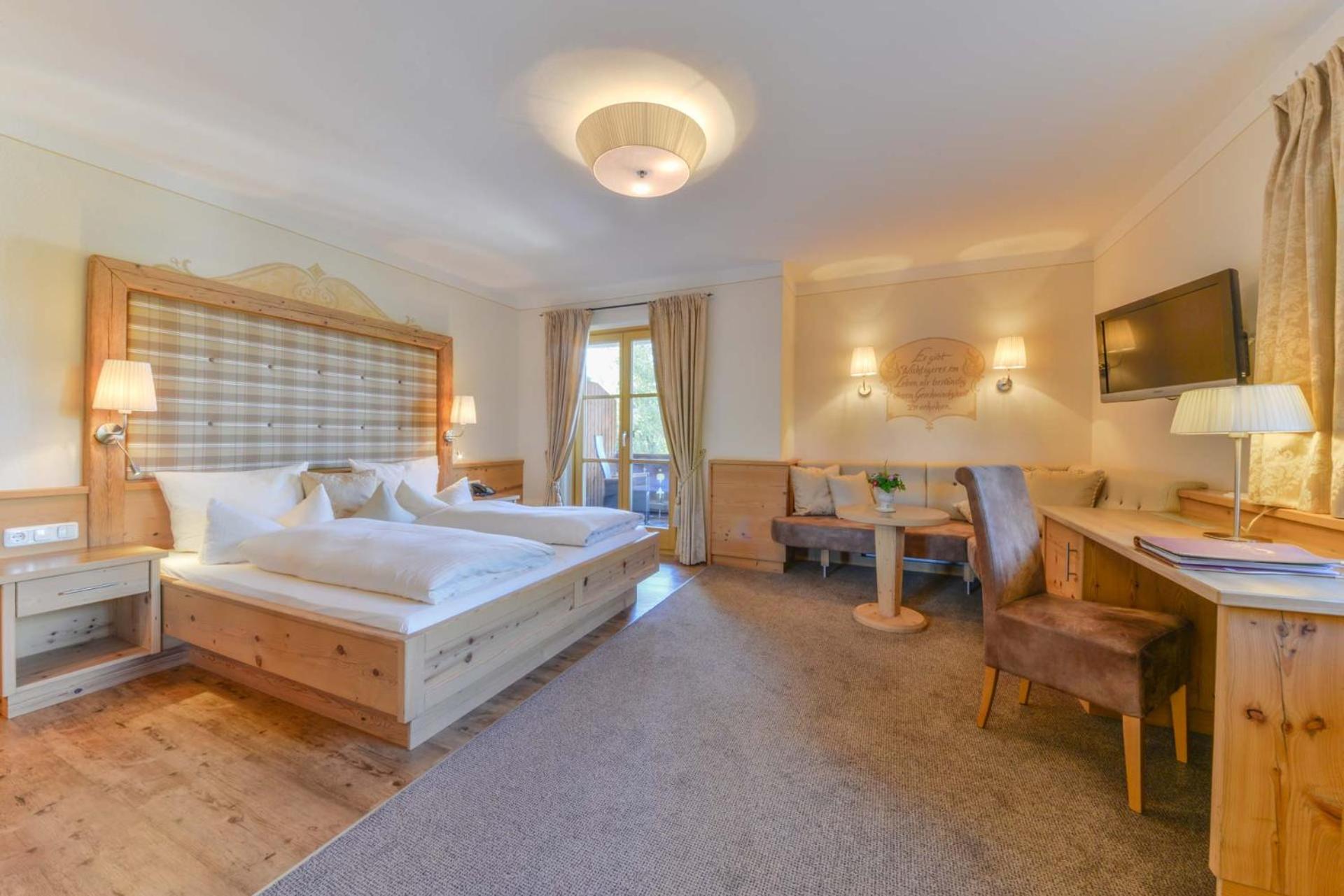 Deluxe Double Room photo 2