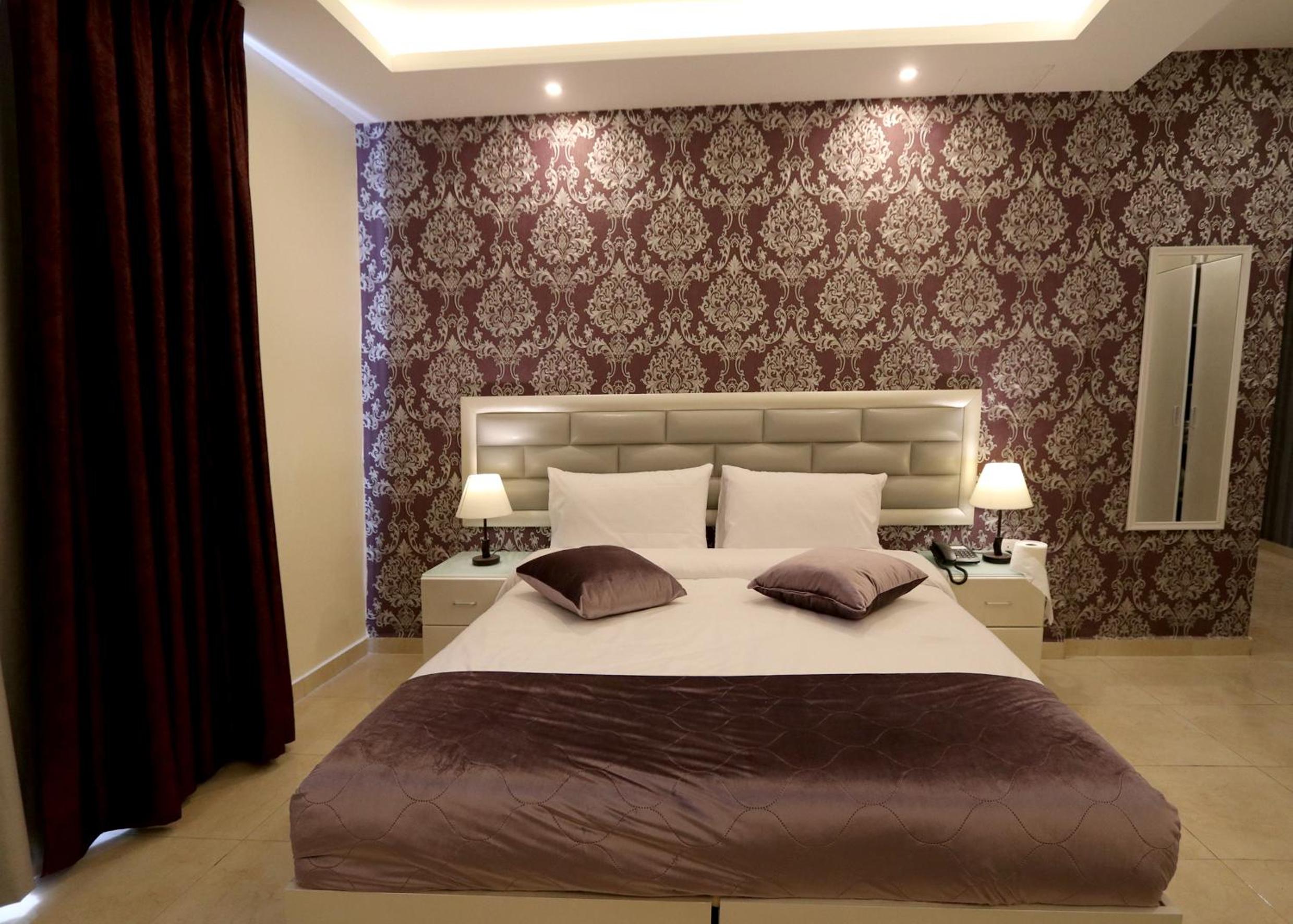 Deluxe Double Room - Photo 1