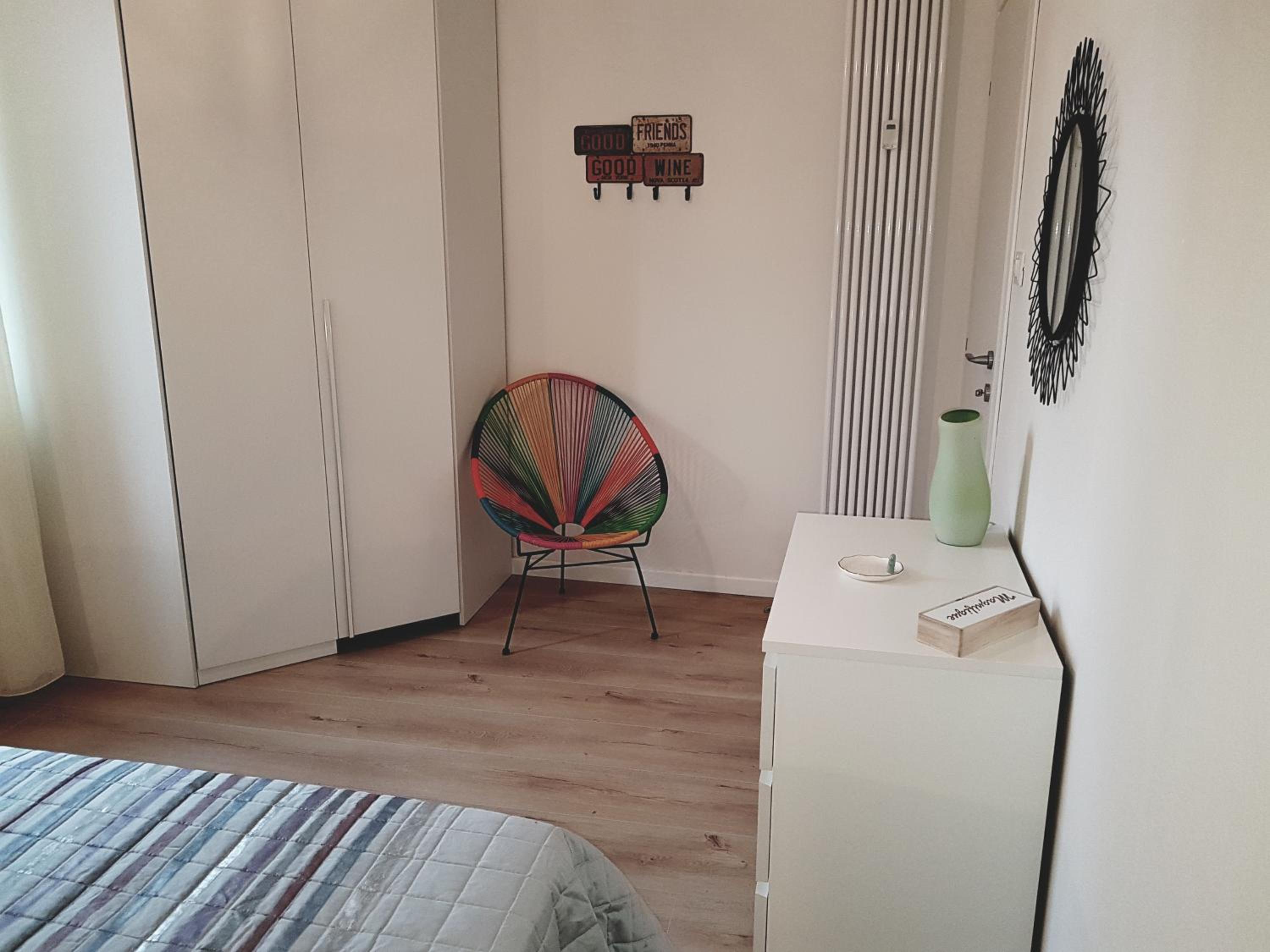 One-Bedroom Apartment - Photo 19