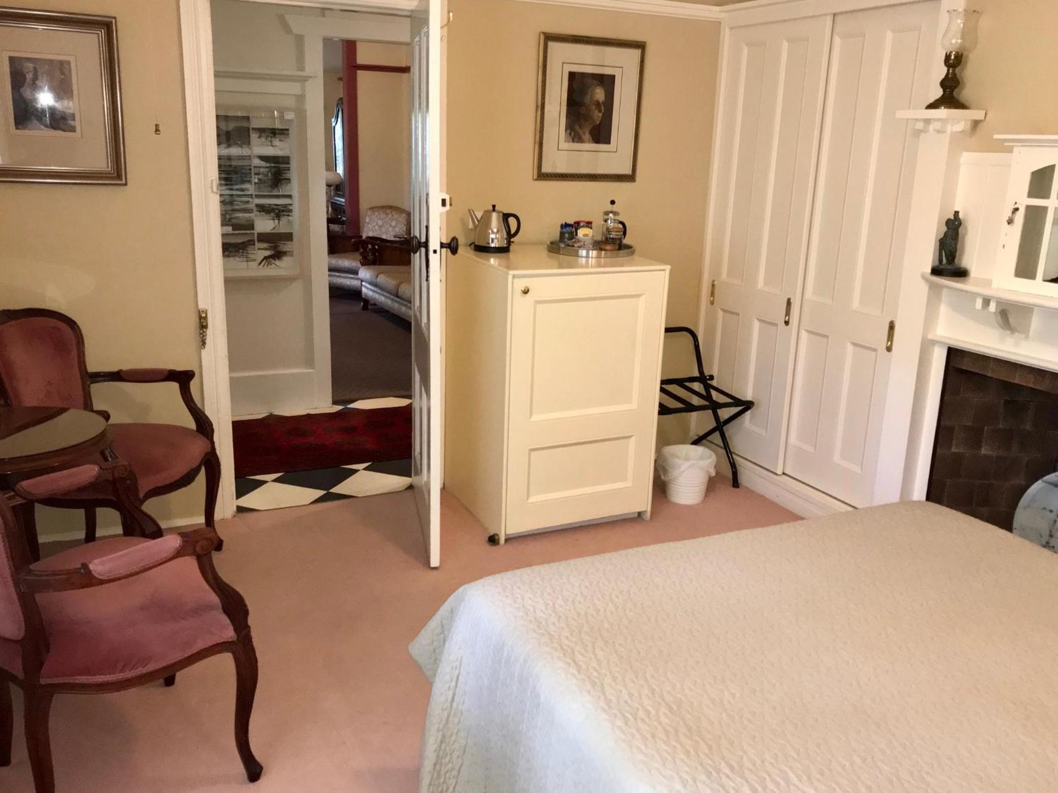 Standard Queen Room - Adults Only photo 1
