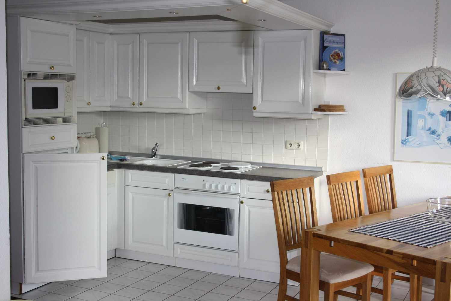 Two-Bedroom Apartment with Balcony photo 3