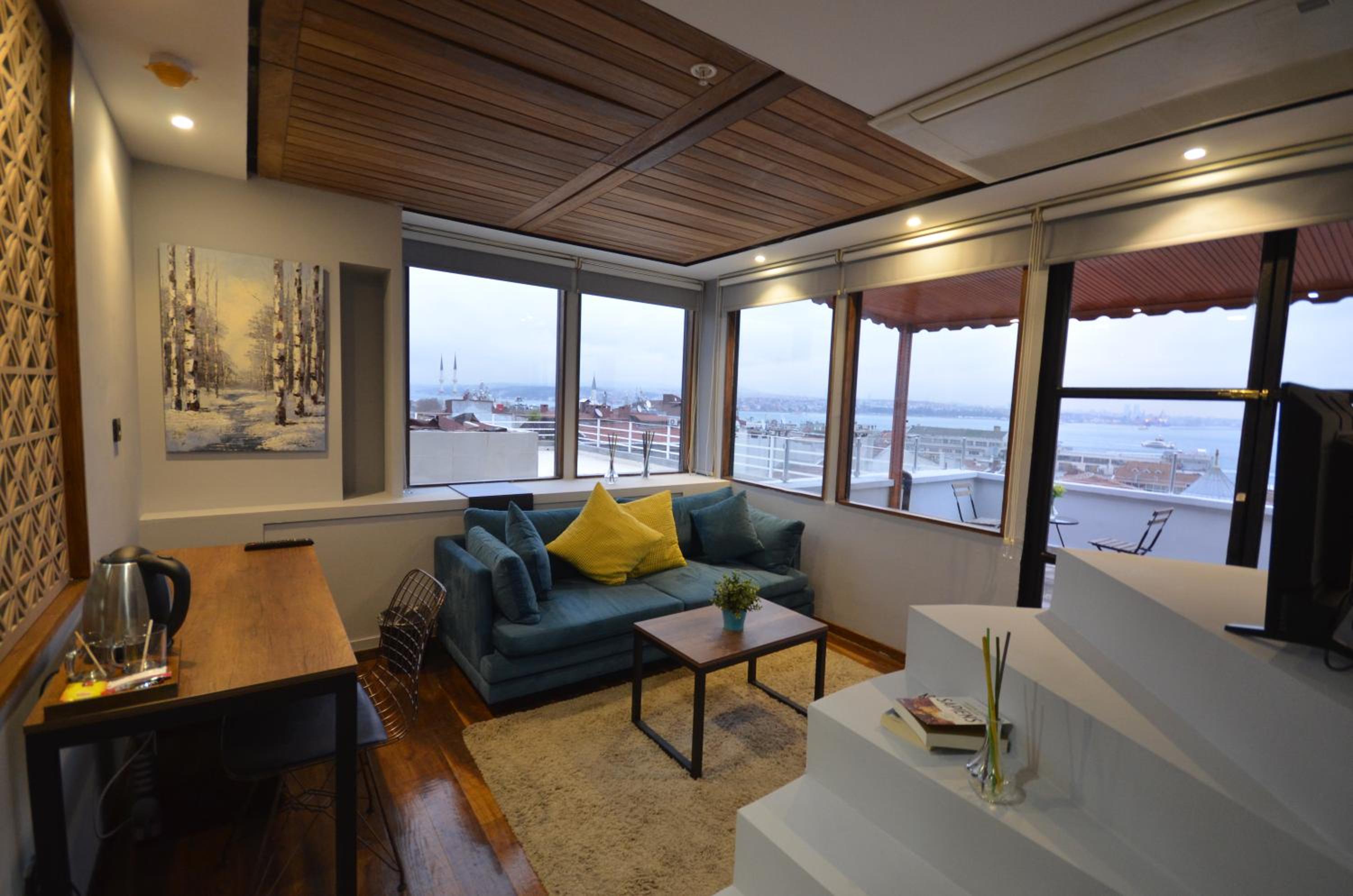 Penthouse Apartment photo 1