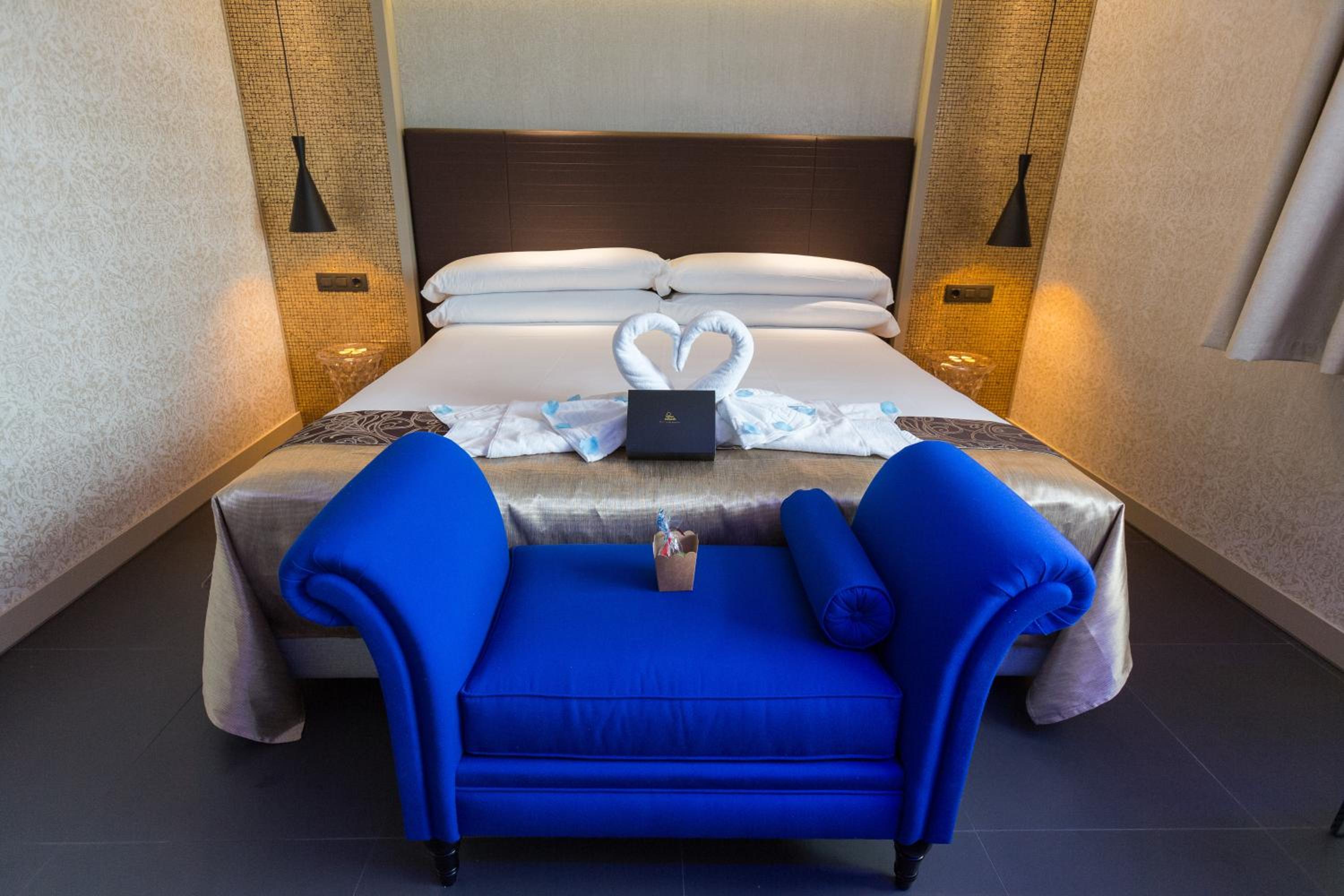 Suite with Hot Tub Xarel.lo photo 3