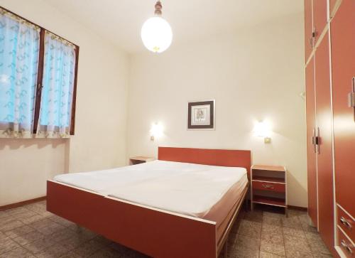 Two-Bedroom Villa - Photo 40
