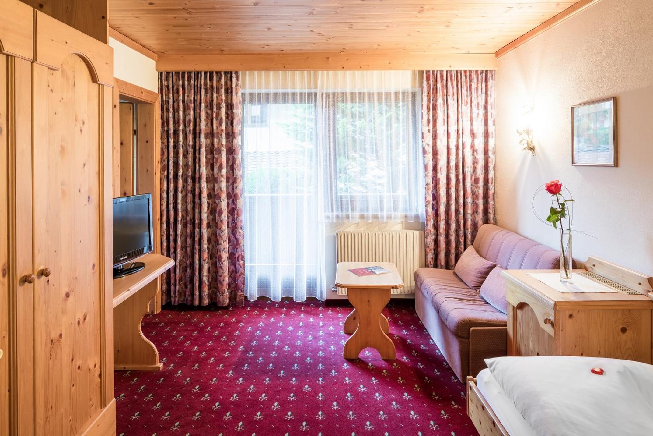 Single Room Serles photo 2
