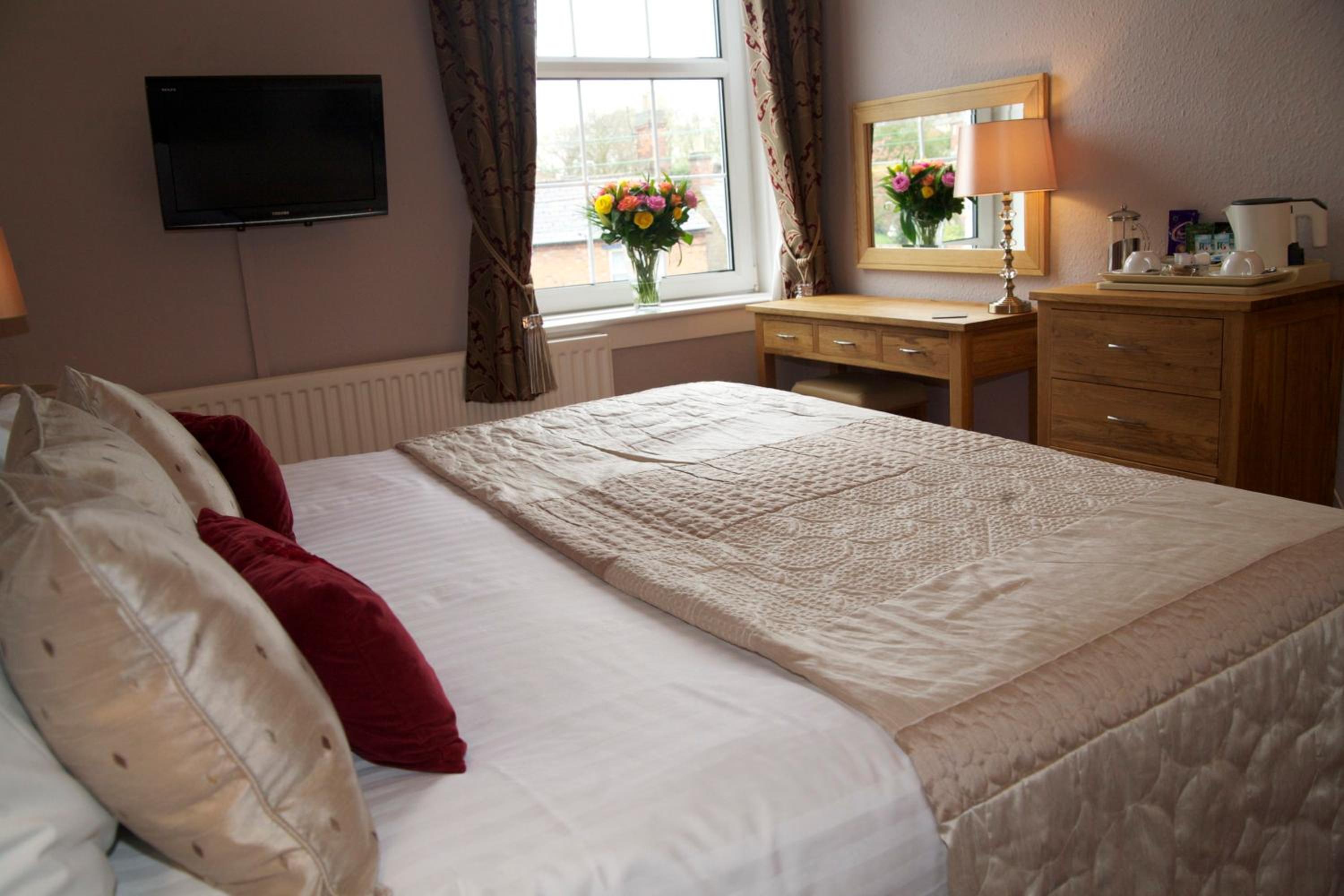 Superior Double or Twin Room - Photo 3