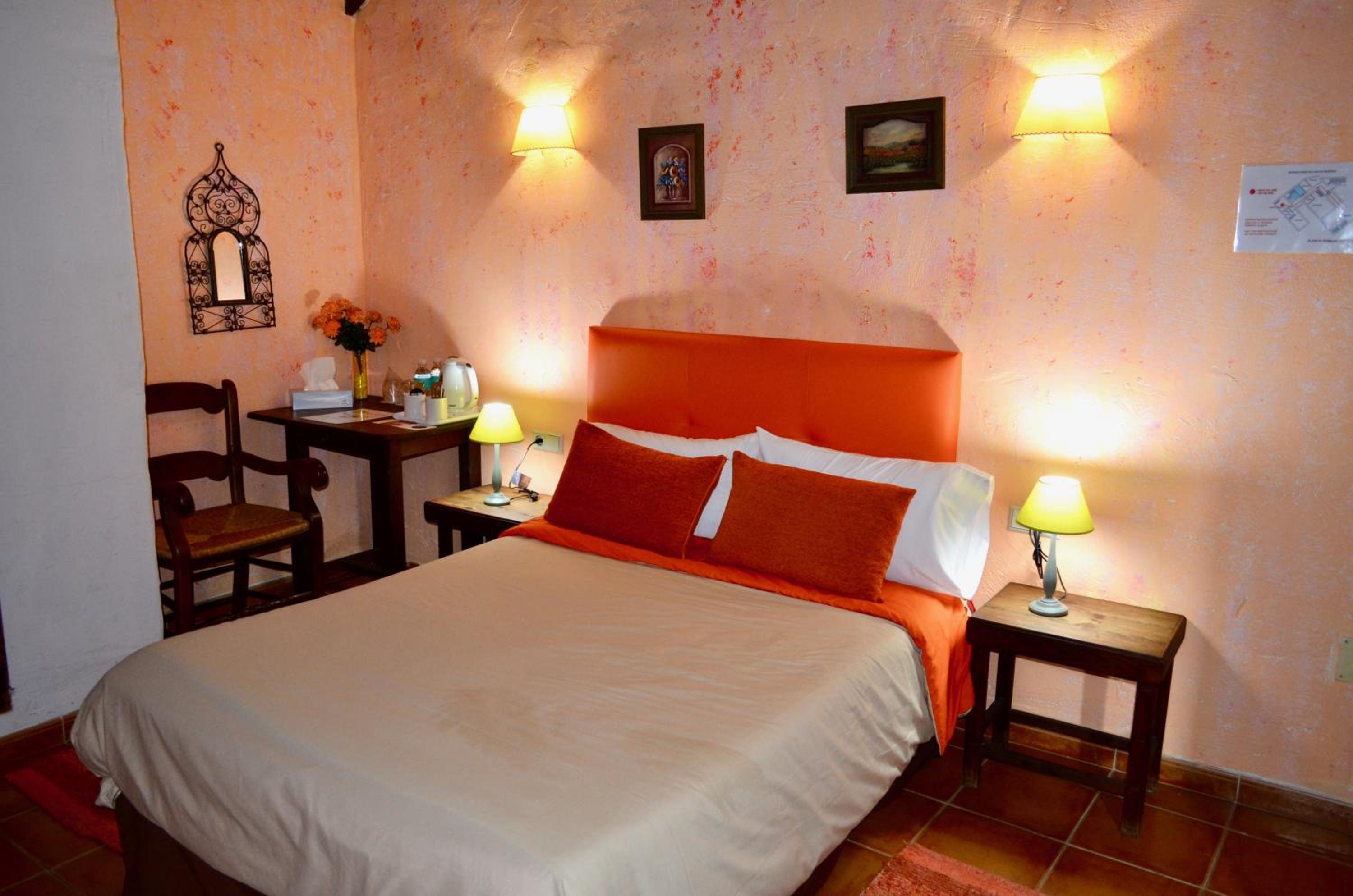 Double or Twin Room - Photo 1