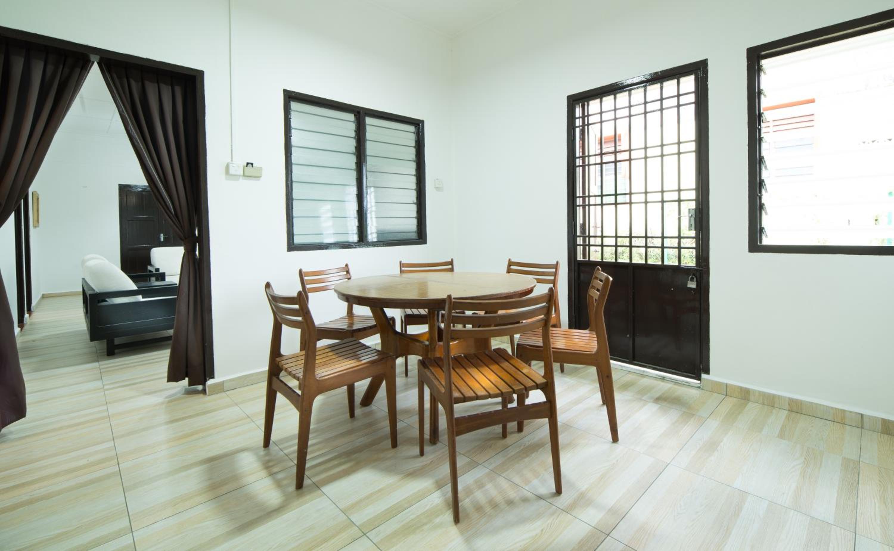 Two-Bedroom House photo 2