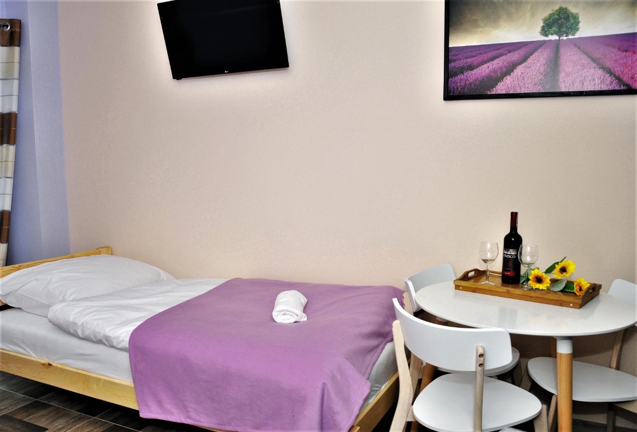 Quadruple Room with Private Bathroom