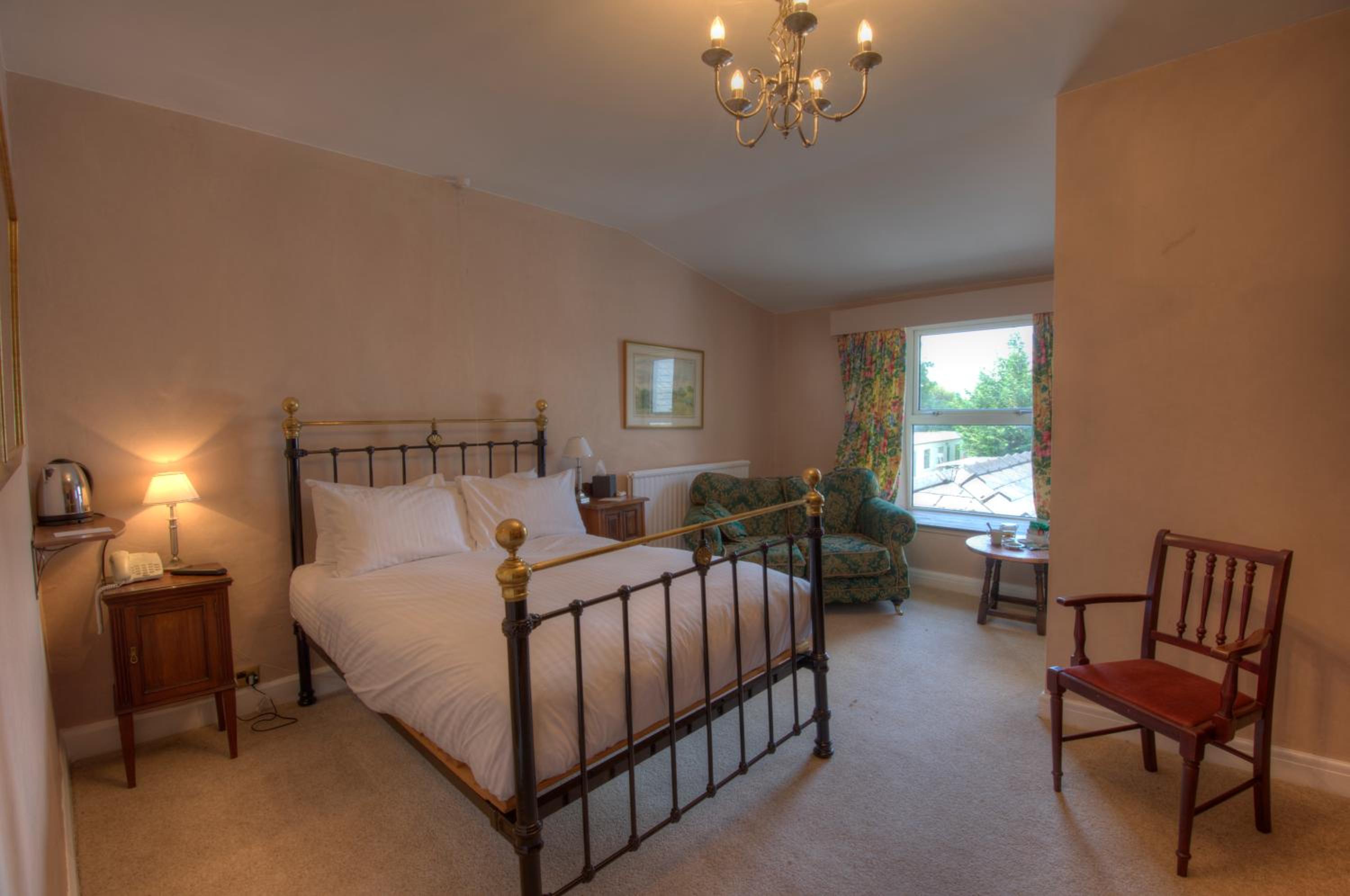 Double Room - Photo 7