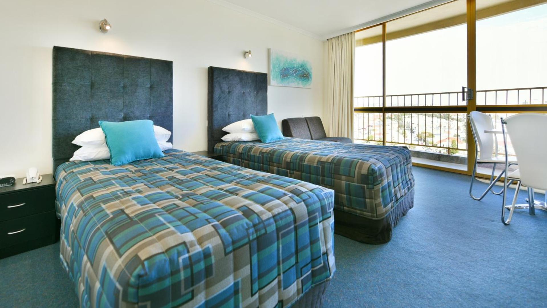 Twin Room - Disability Access - Photo 1