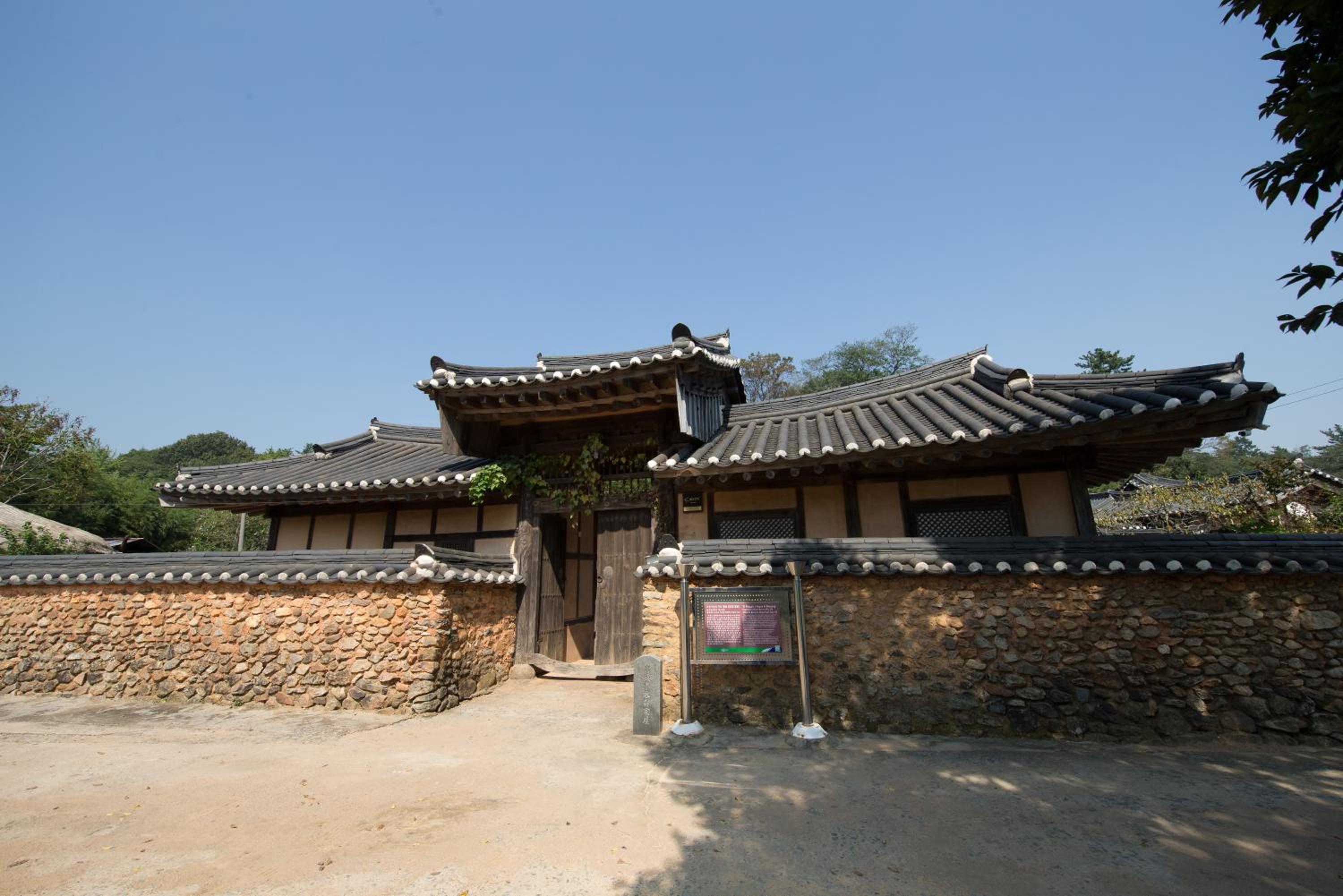 Korean-style Standard Double Room photo 2