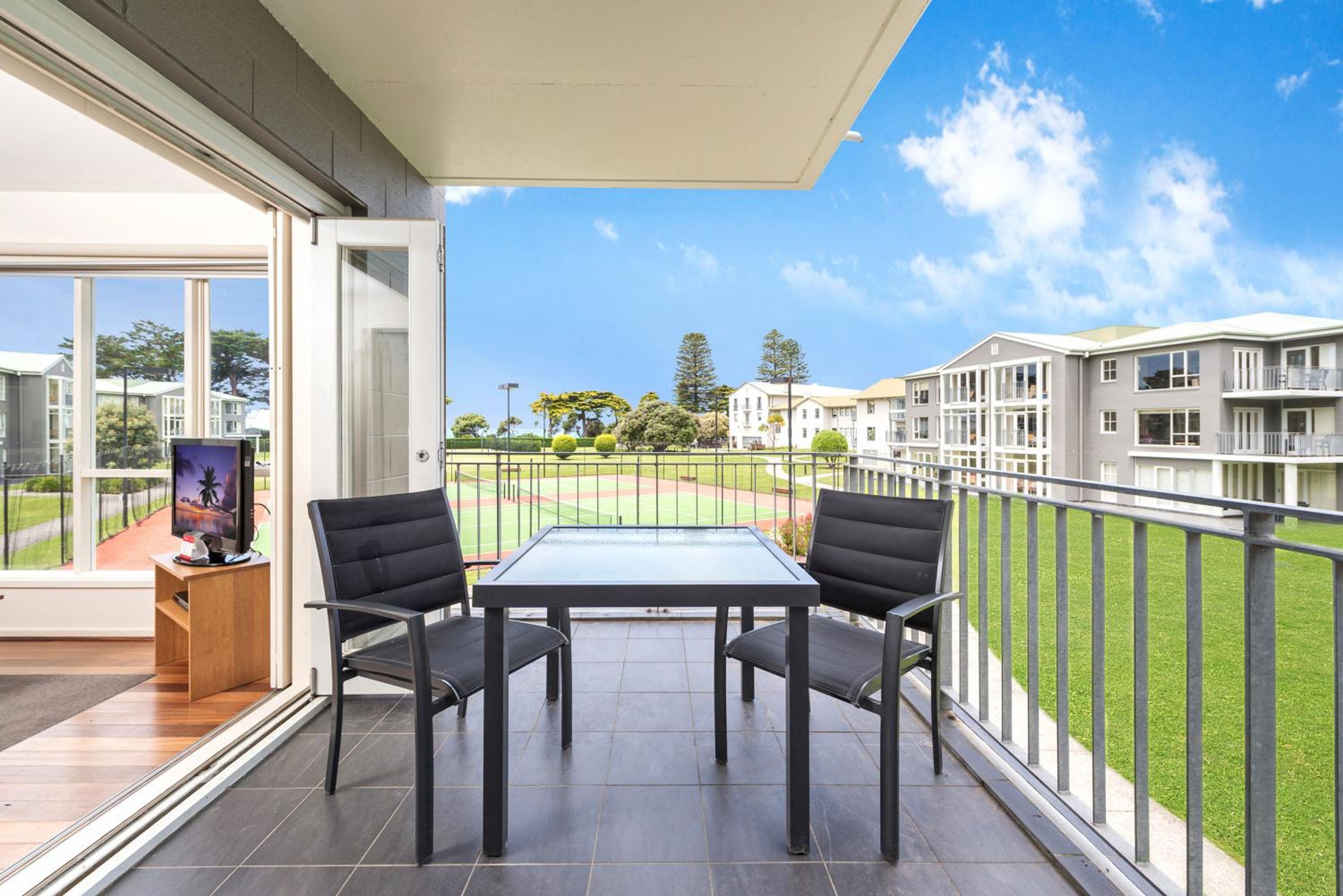 One-Bedroom Apartment With Garden View - Photo 4