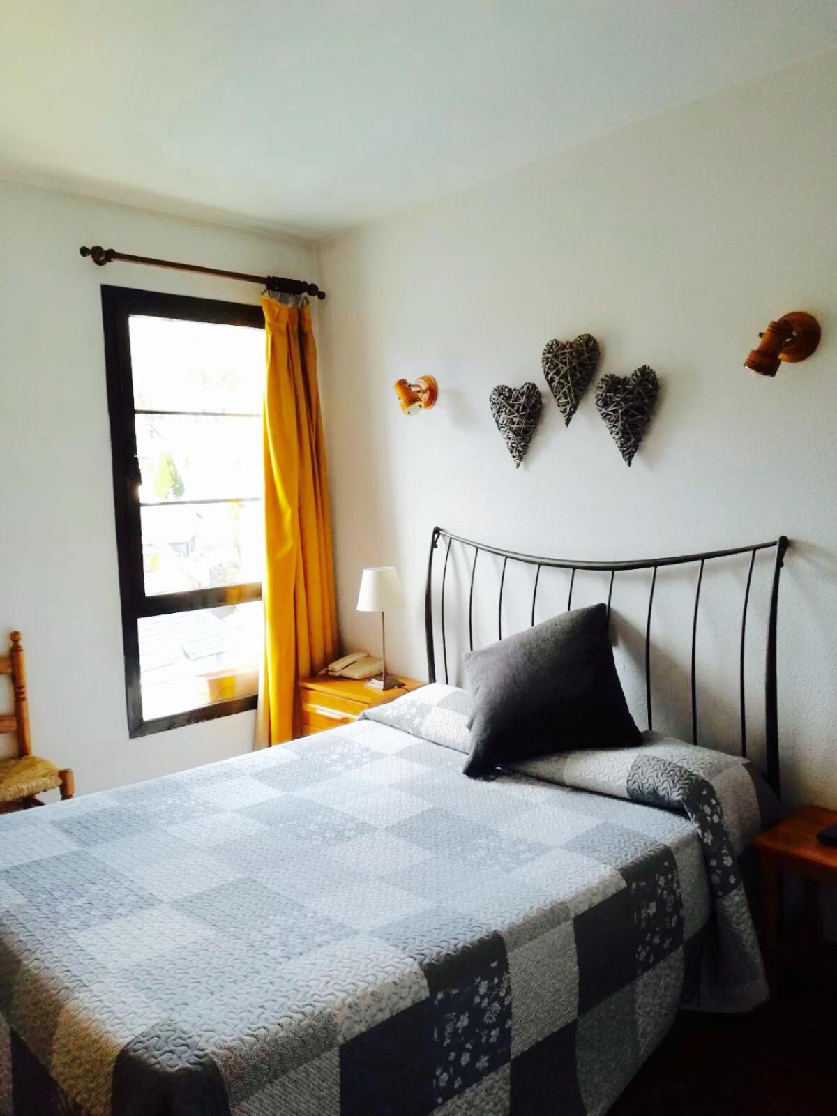 Double or Twin Room - Photo 1