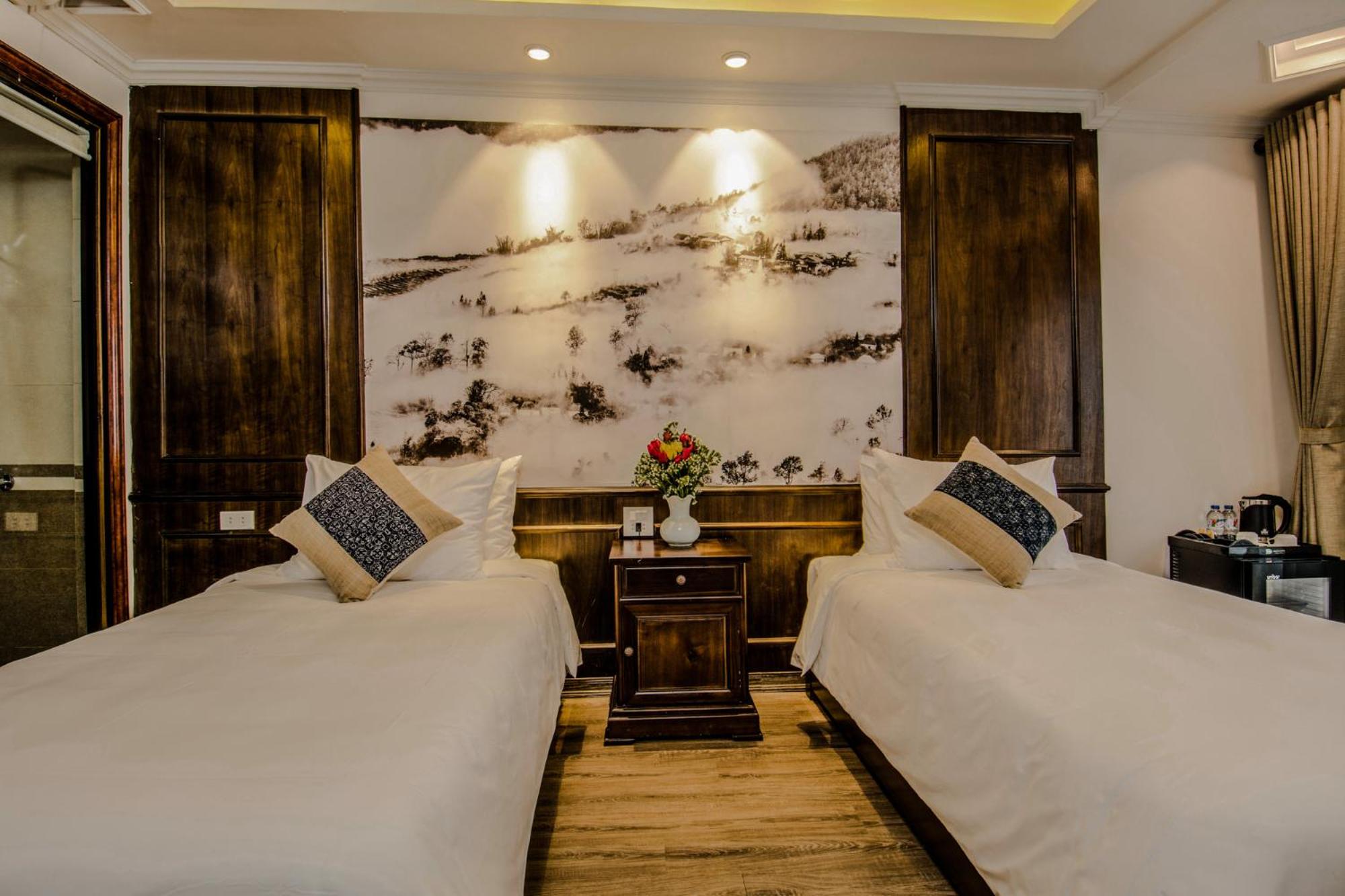 Superior Double or Twin Room with City View photo 1