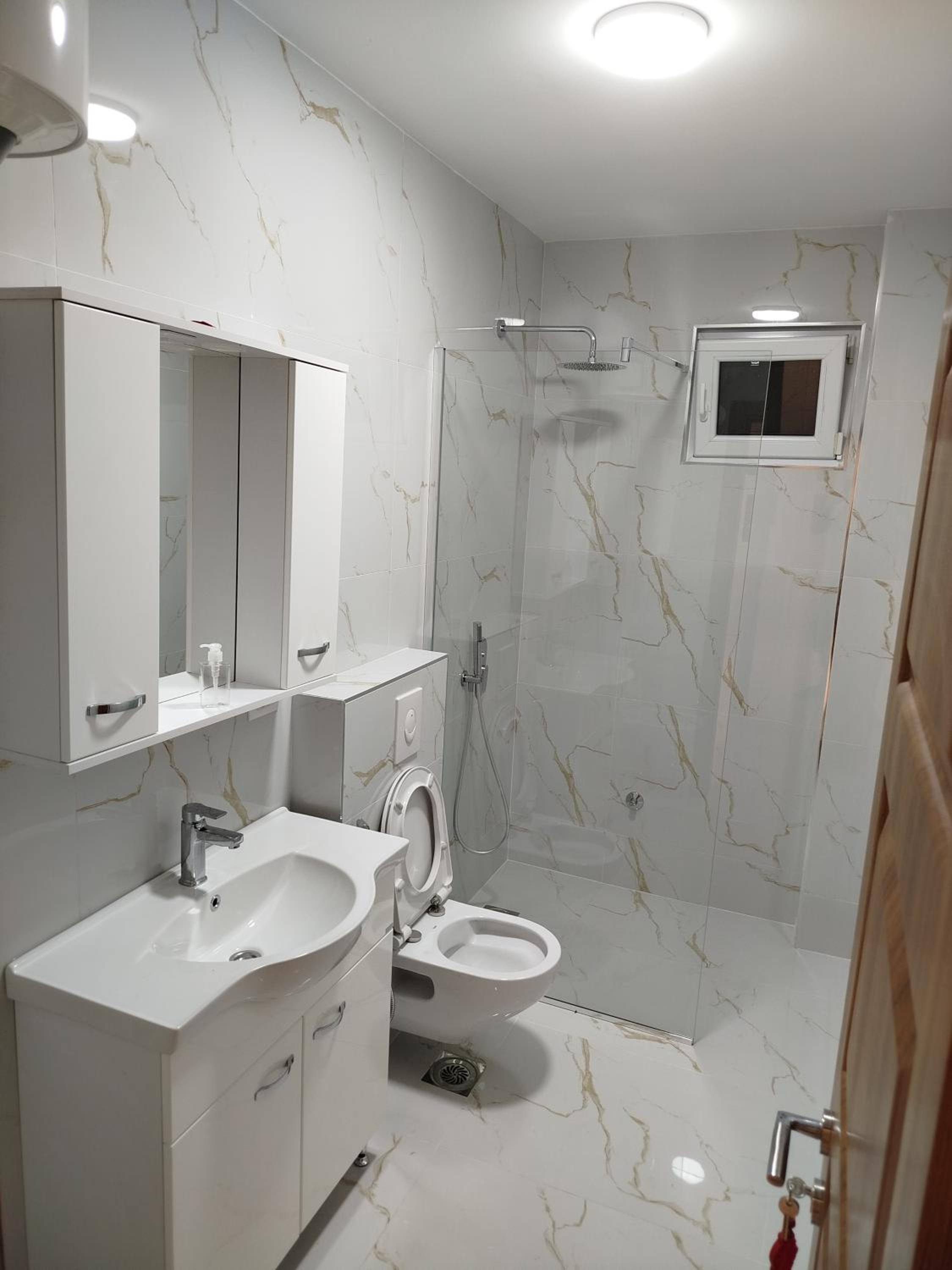 Family Room photo 2