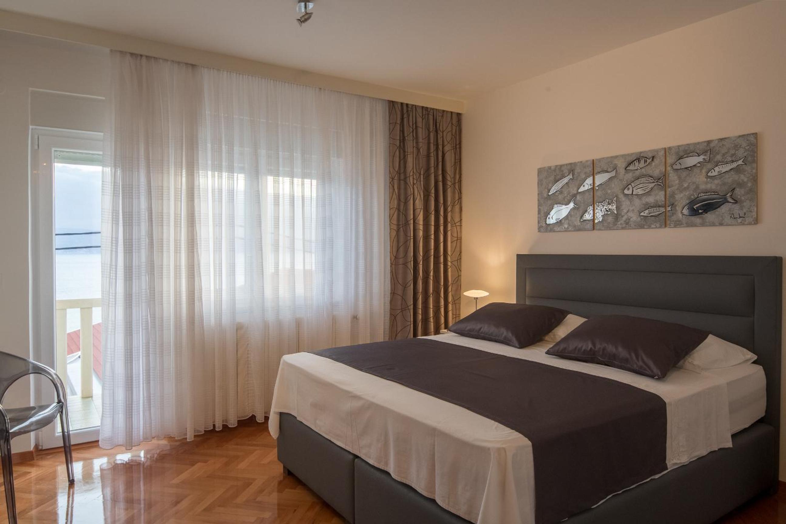 Suite with Sea View - Photo 13