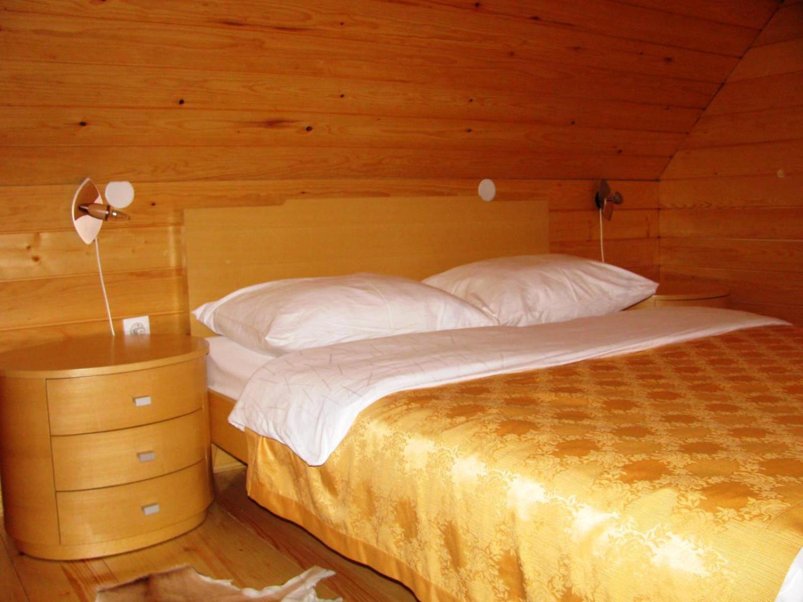 Quadruple Room (4 Adults) - Photo 2