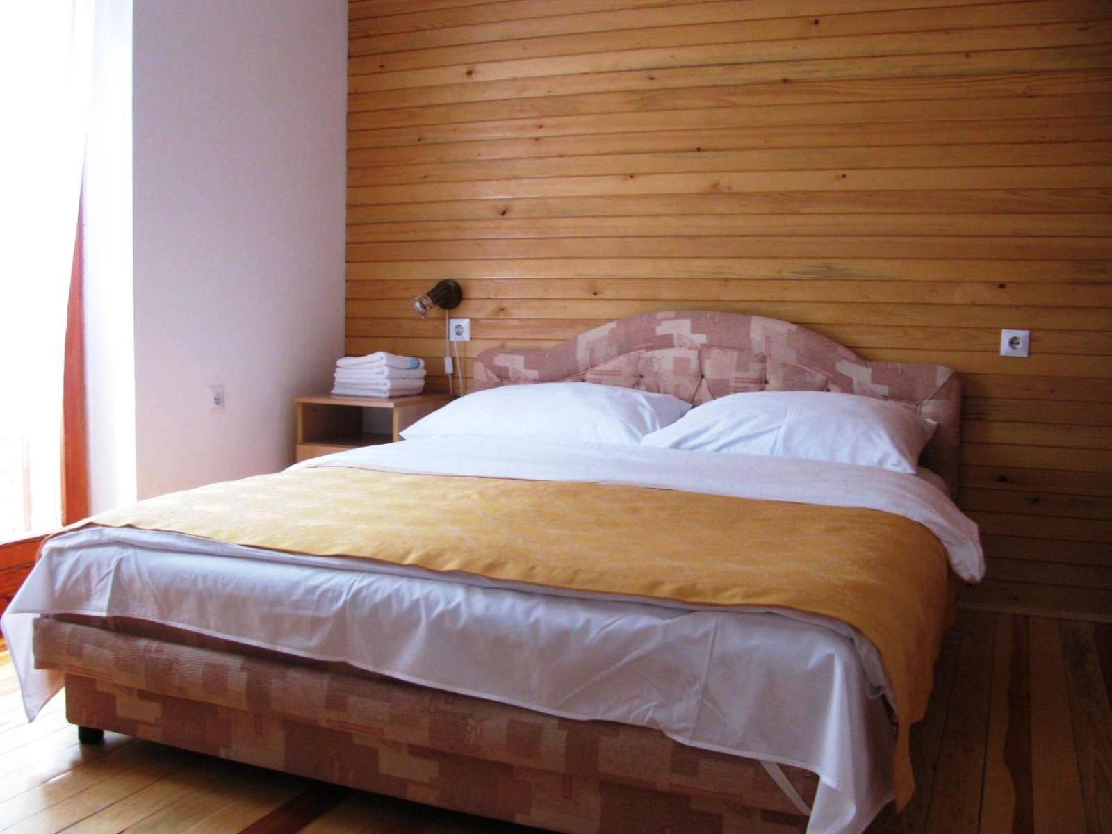 Double or Twin Room - Photo 5