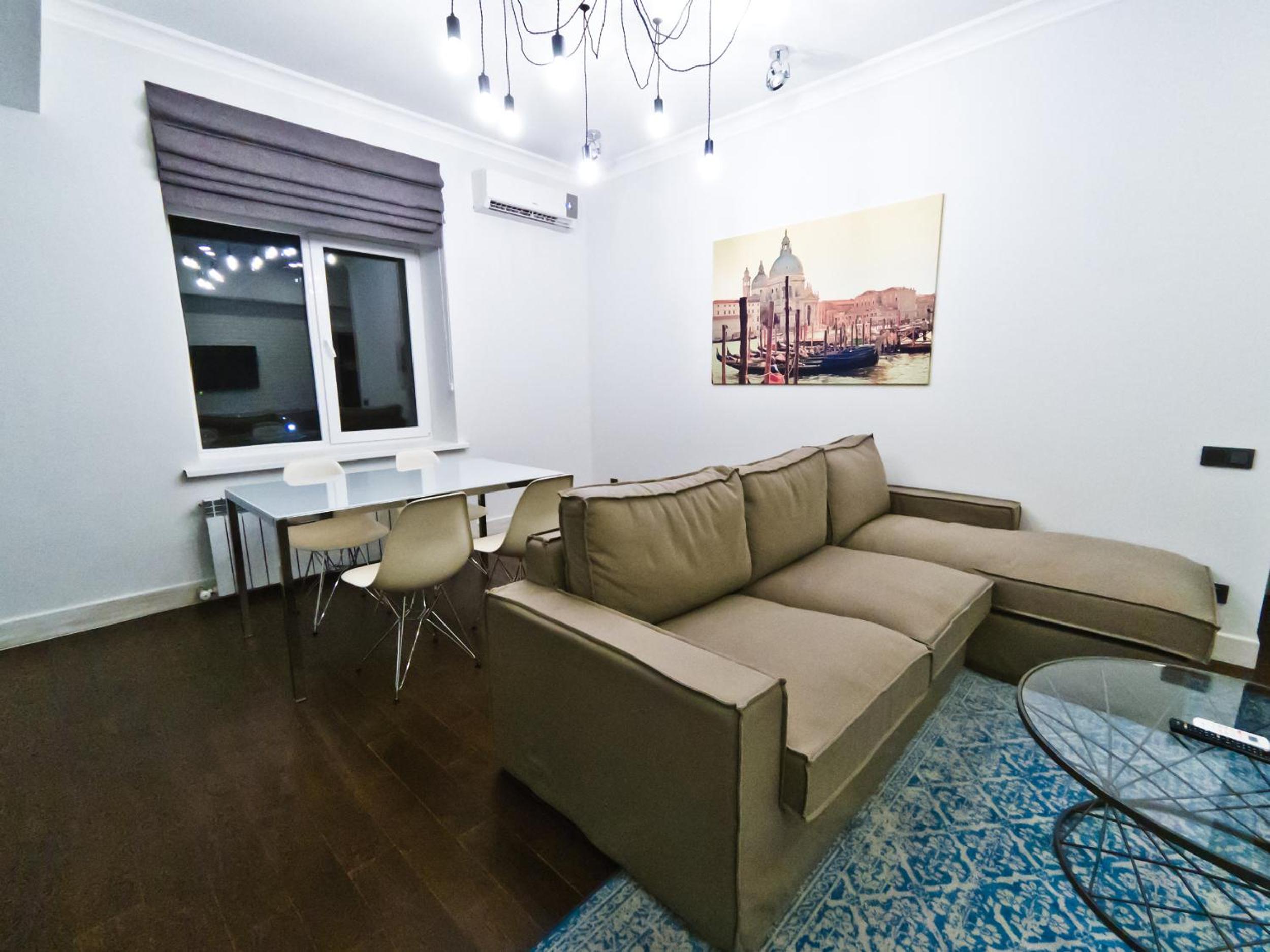 Studio Apartment photo 2