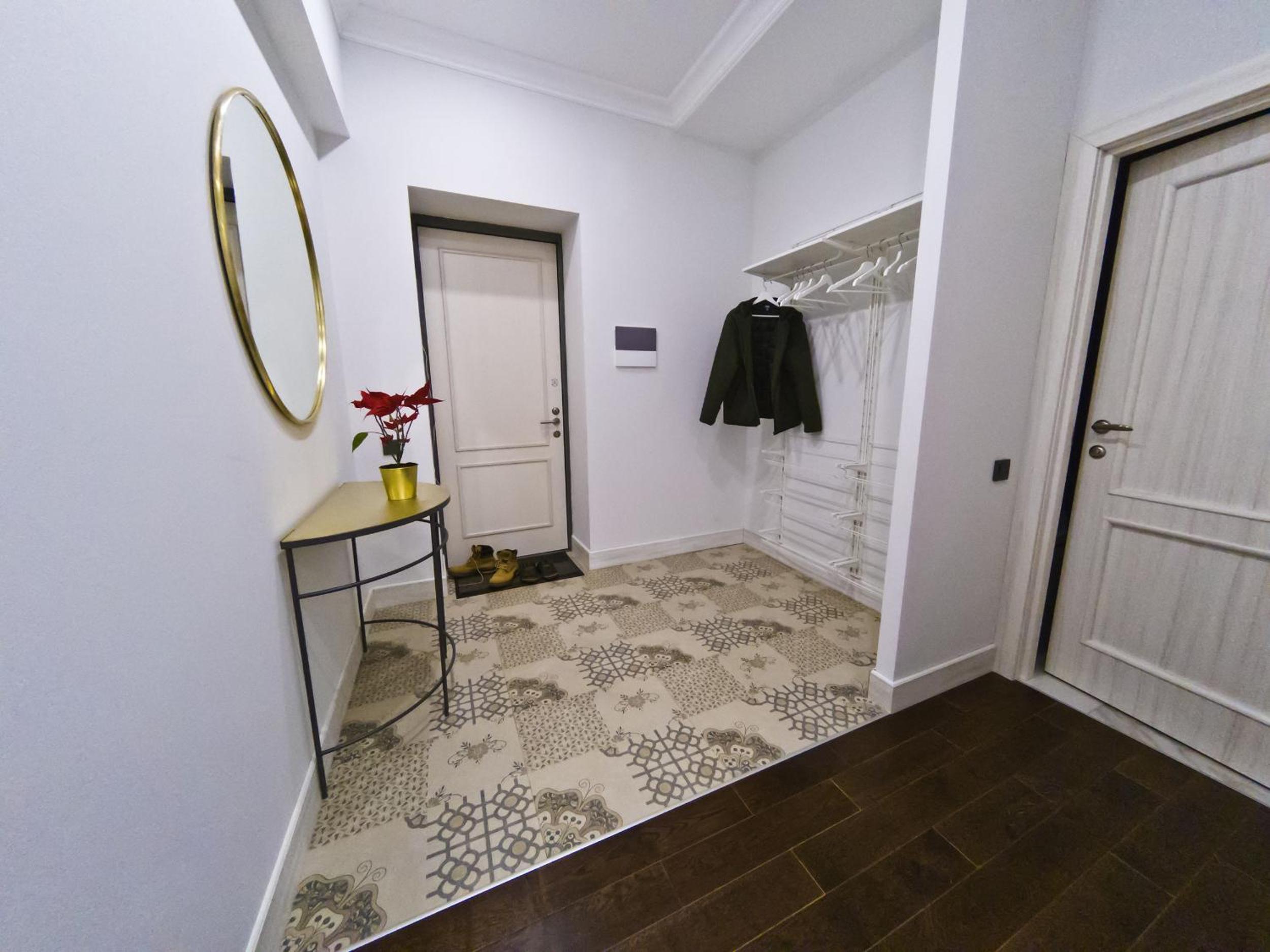 Studio Apartment photo 1