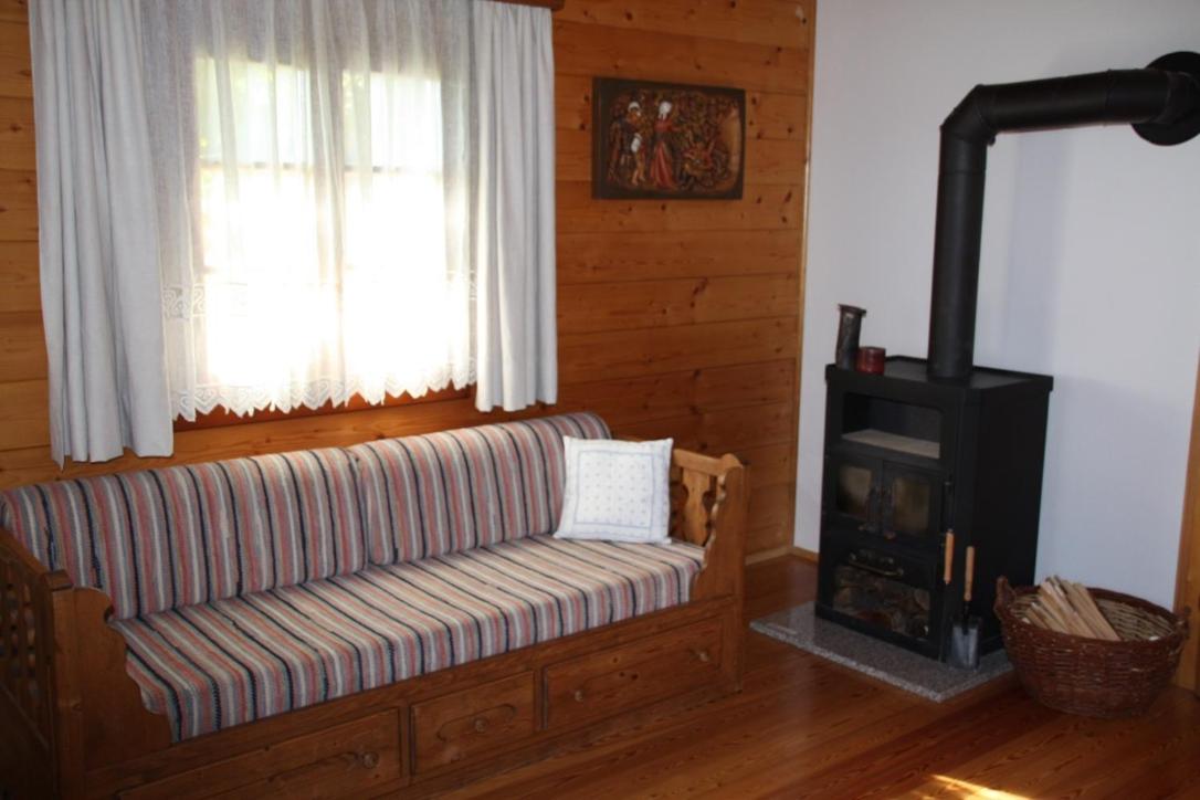 One-Bedroom House photo 1
