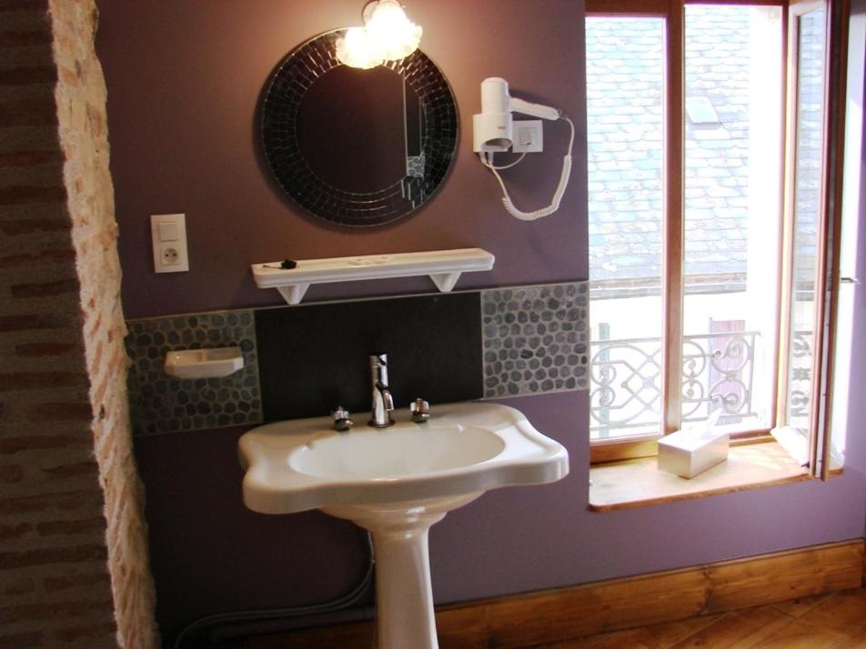 Double Room - Photo 8