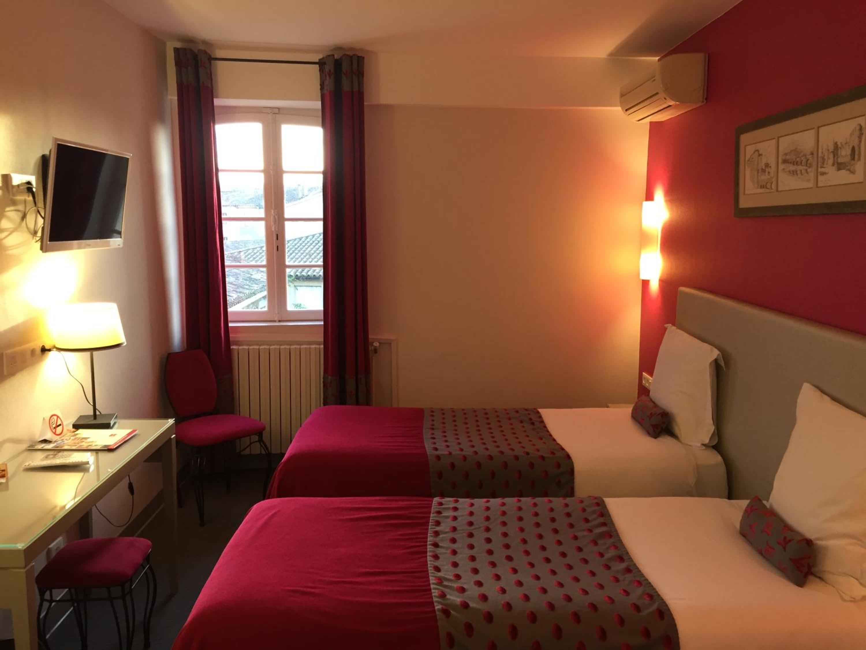 Privilege Twin Room with Garden View - Photo 1