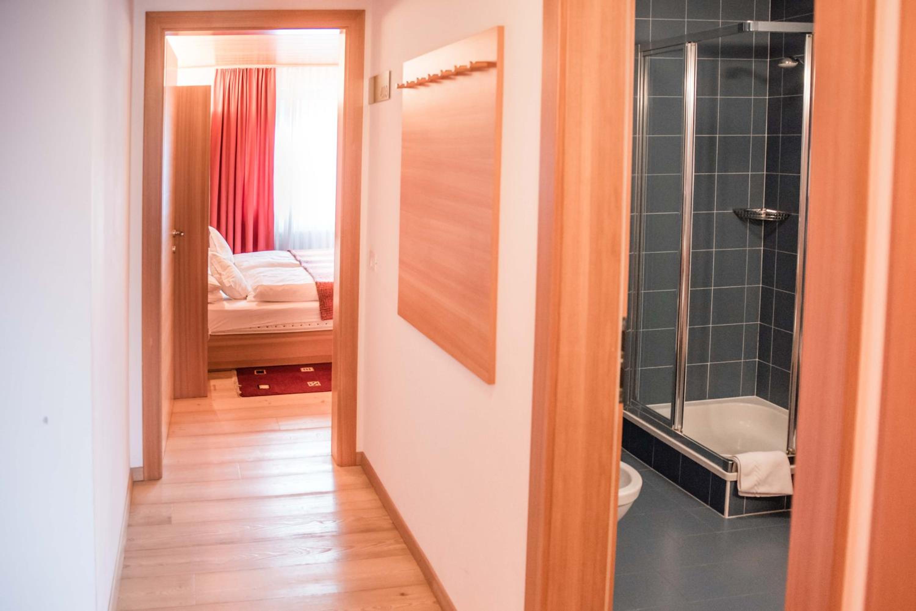 Junior Suite with Balcony photo 2