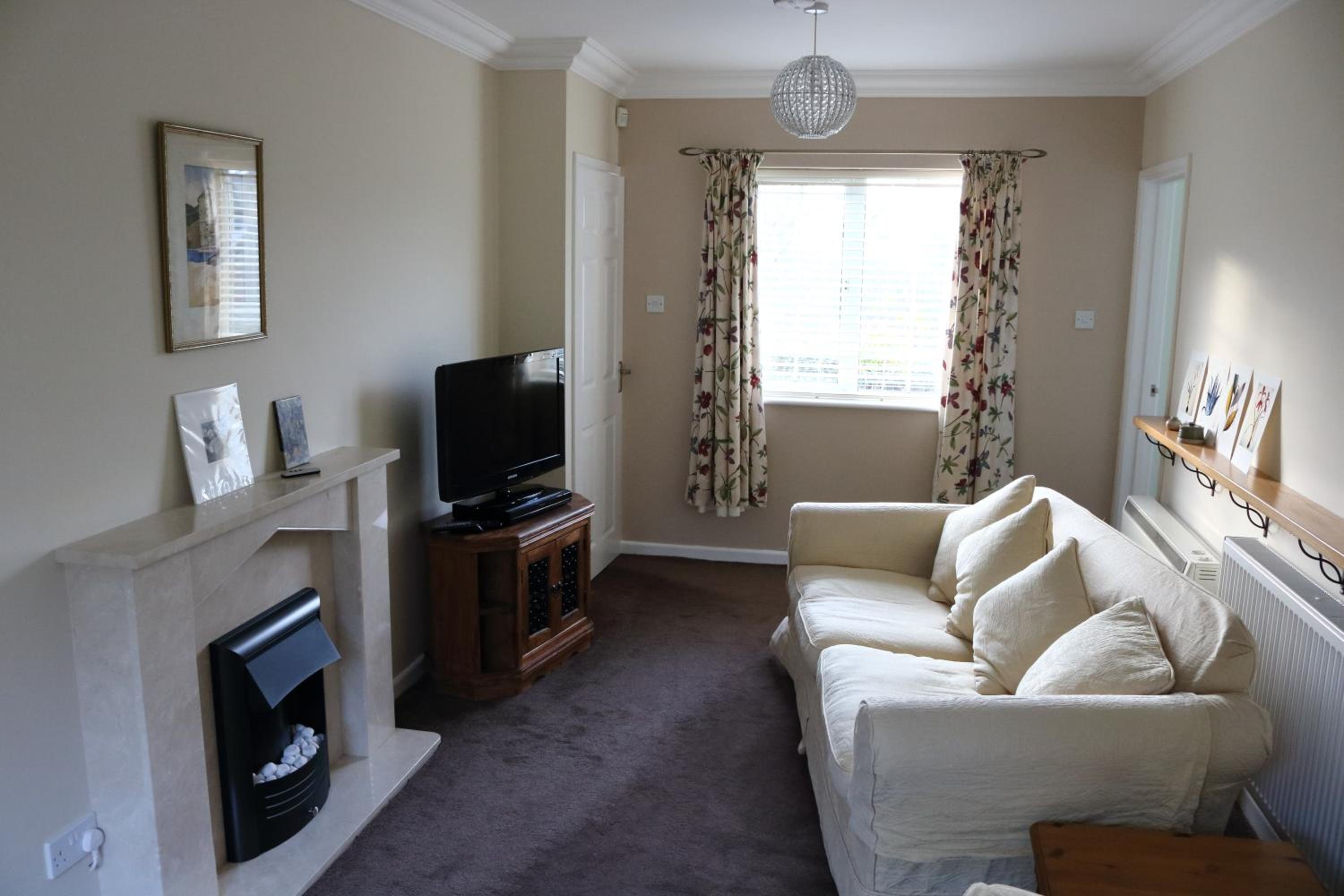 Llinos 4 Bedroom Bungalow