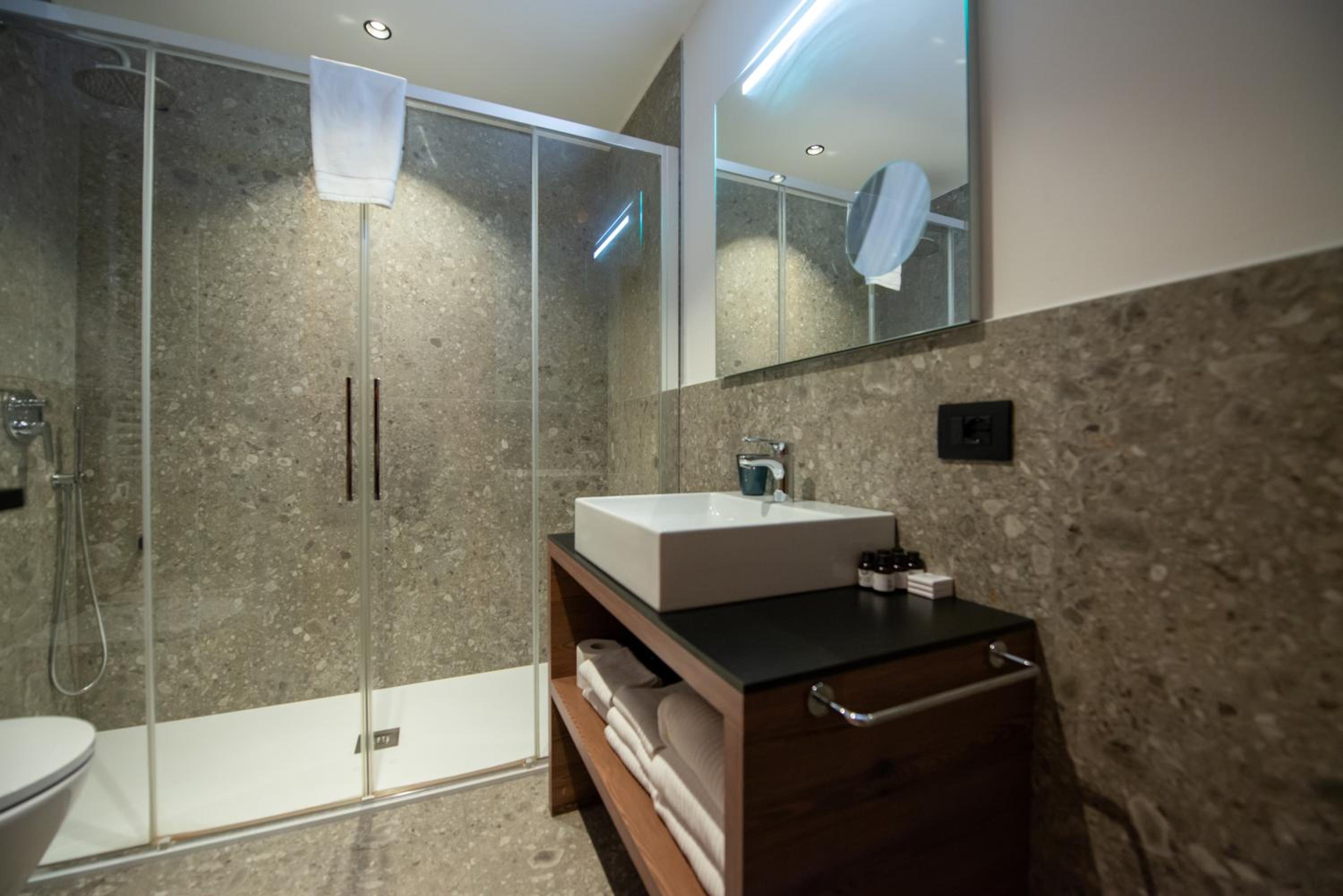 Superior Double or Twin Room with Mountain View photo 2