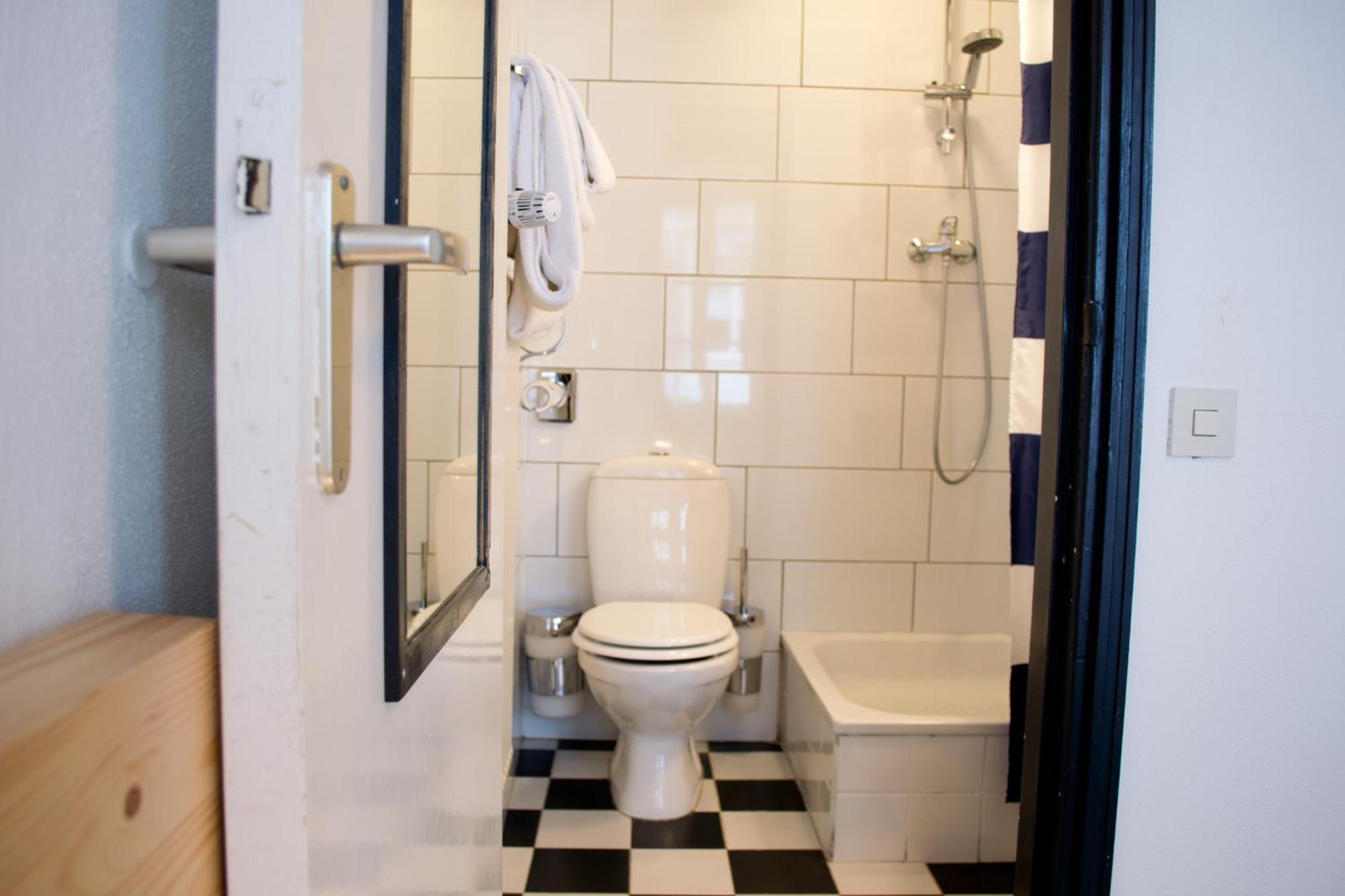 Single Room photo 3