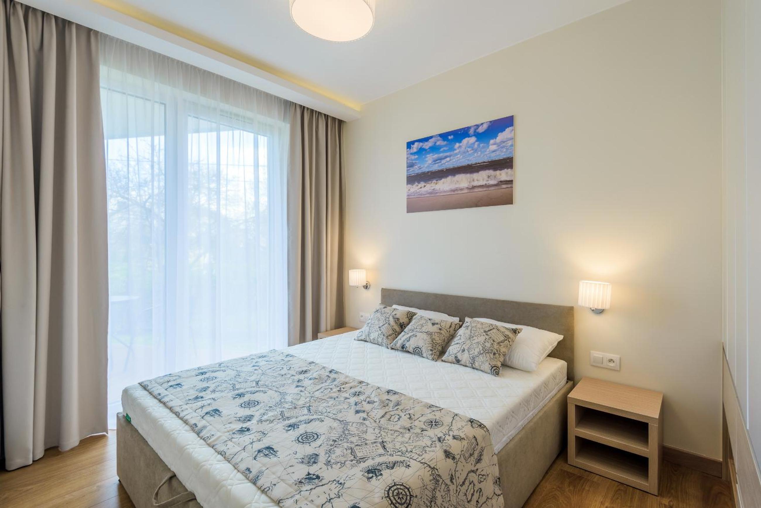 One-Bedroom Apartment (east side) photo 1