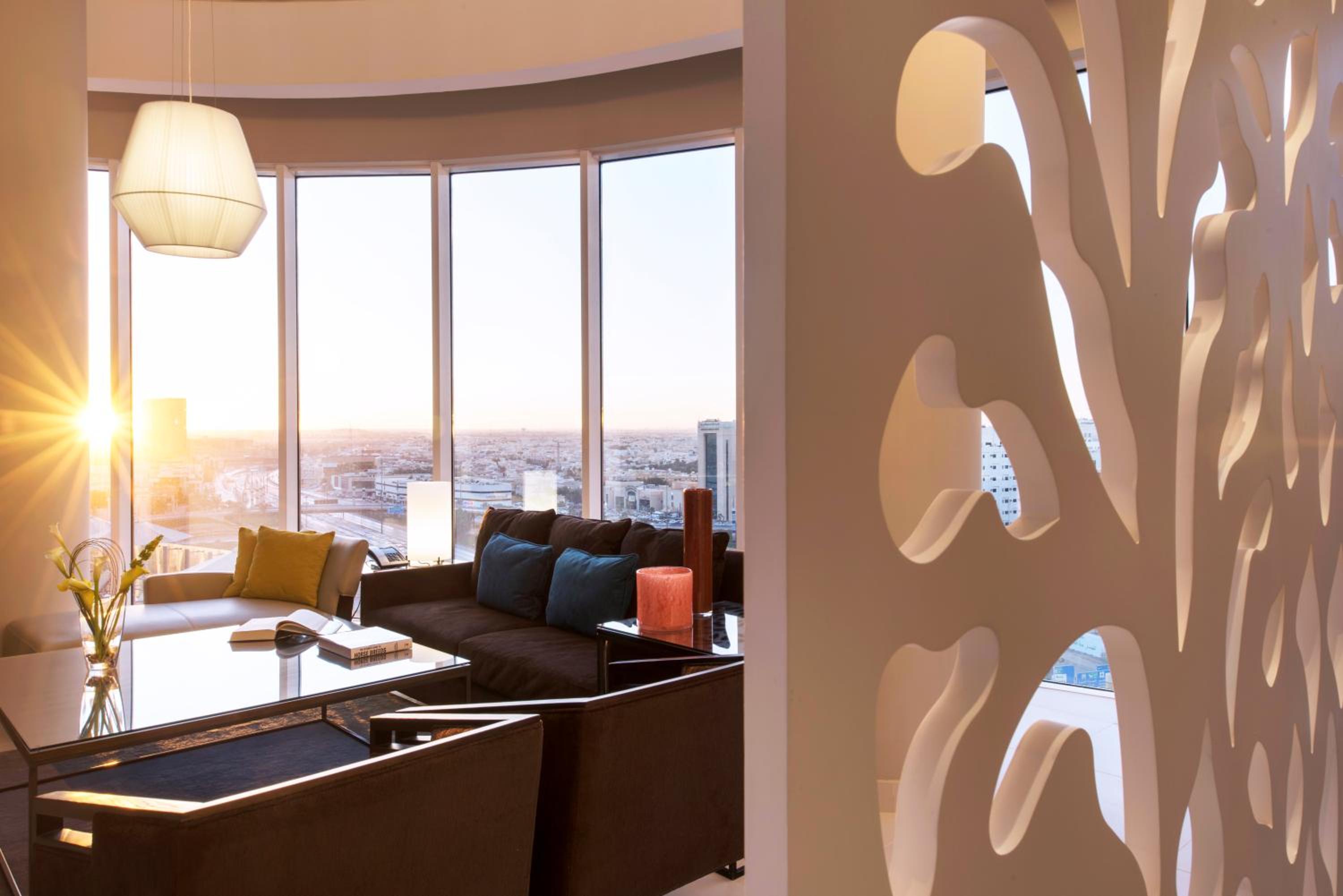Two Bedroom Suite Penthouse - Photo 2