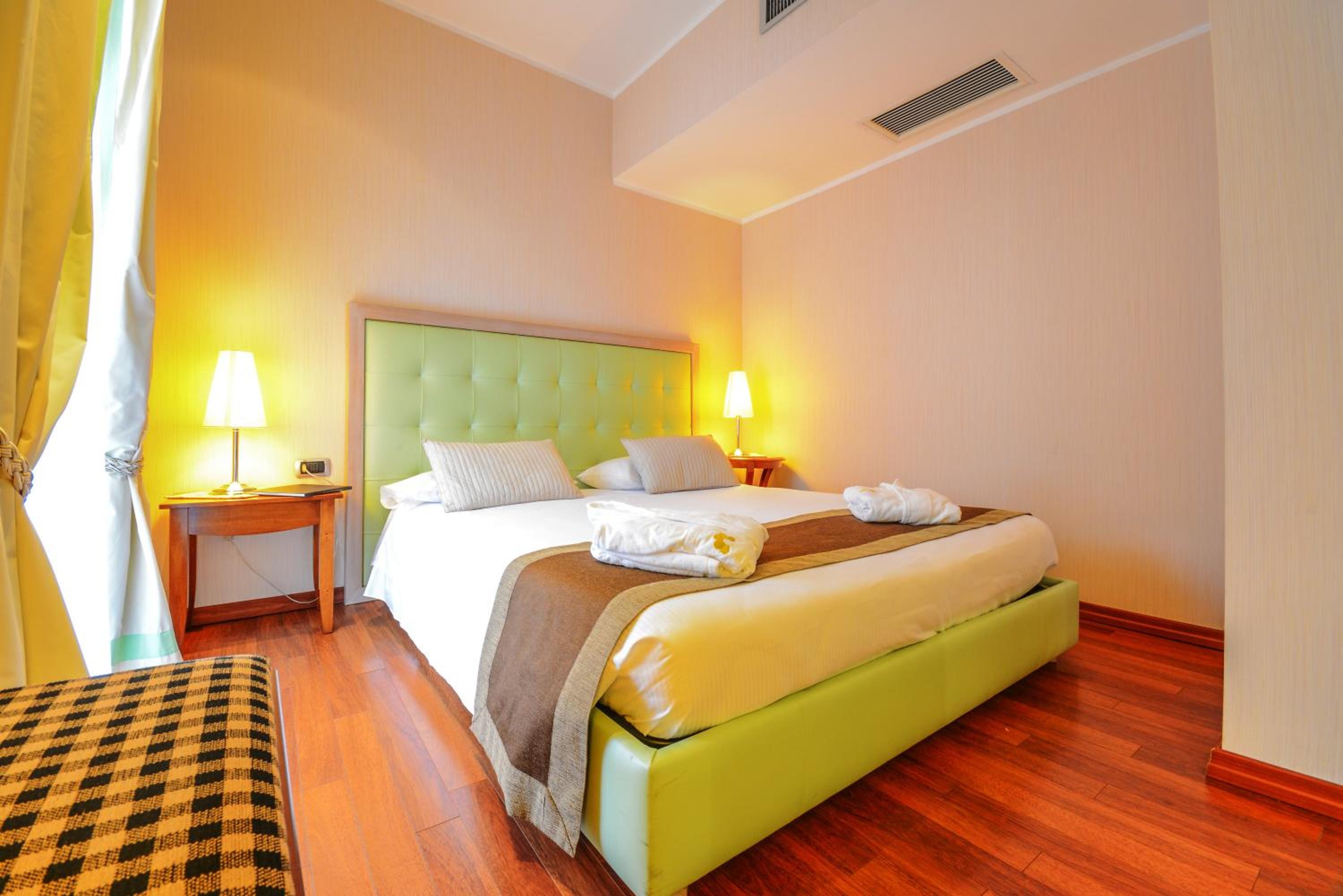 Junior Suite - Photo 5