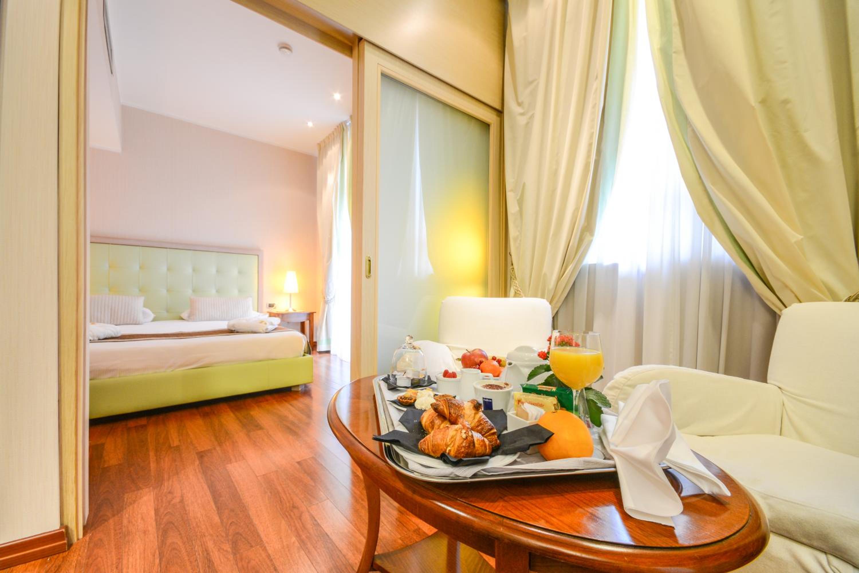 Junior Suite - Photo 2
