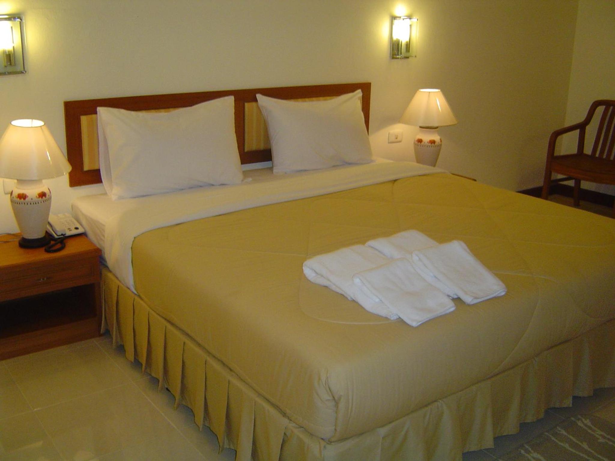 Deluxe Room - Photo 2