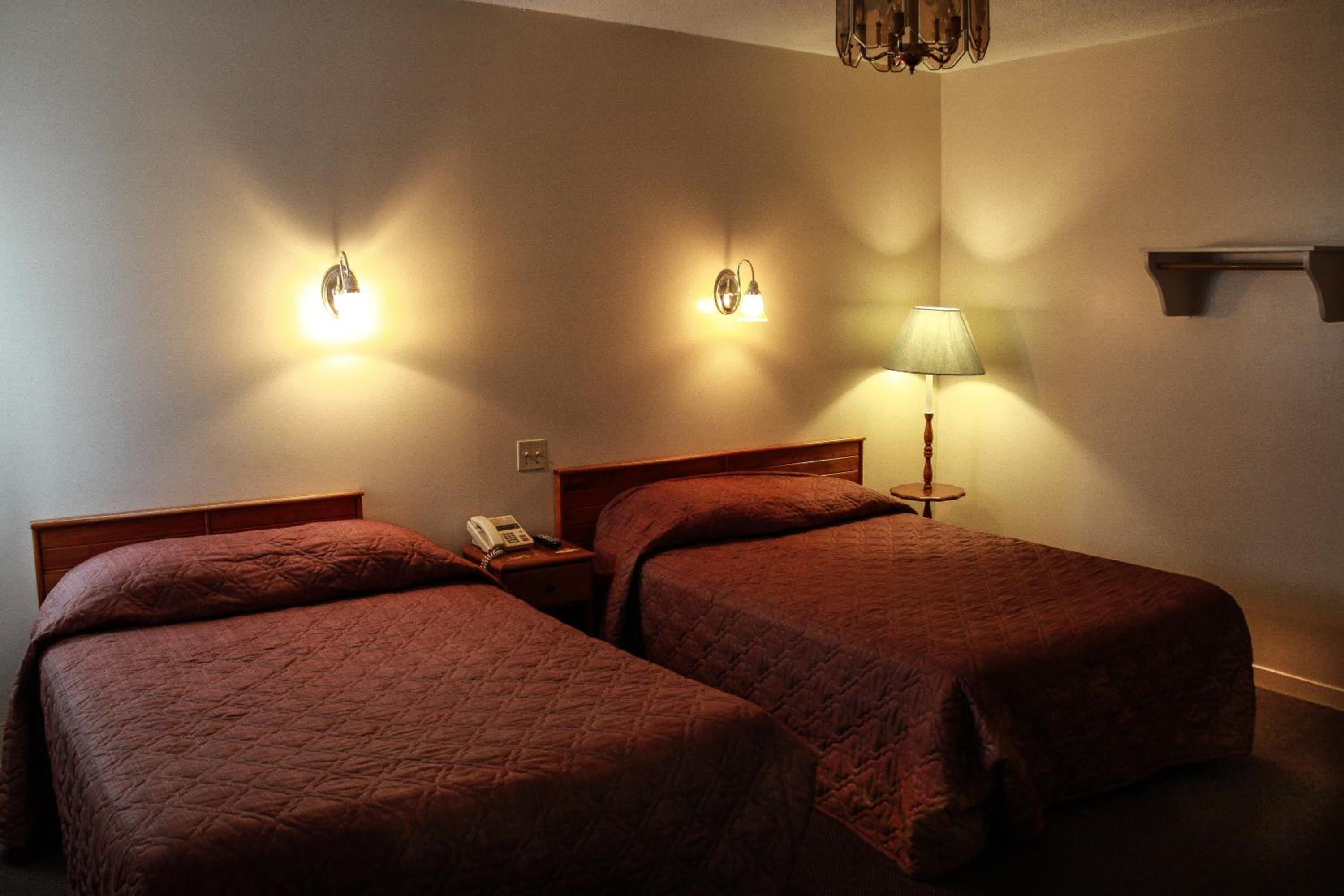 Double Room with Two Double Beds photo 3