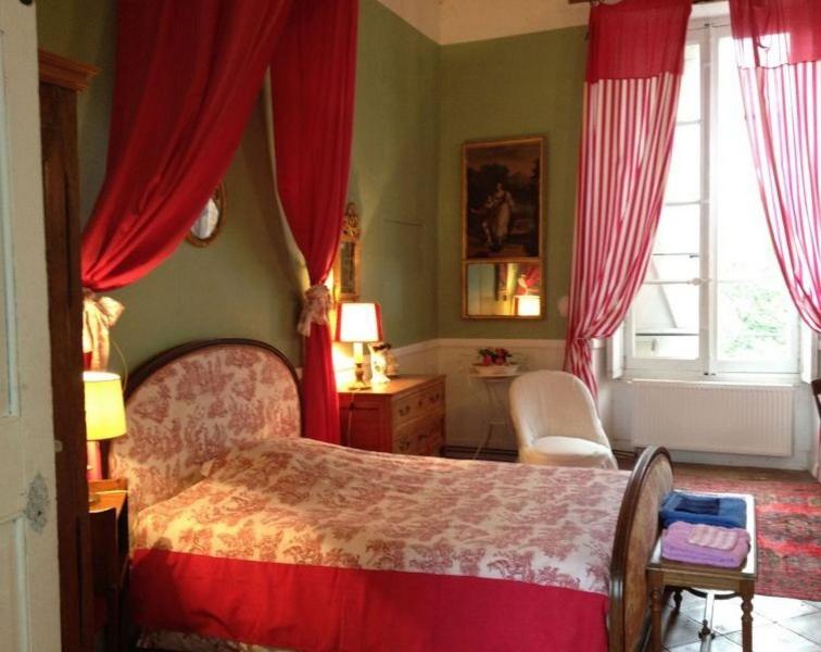 Standard Double Room - Photo 1