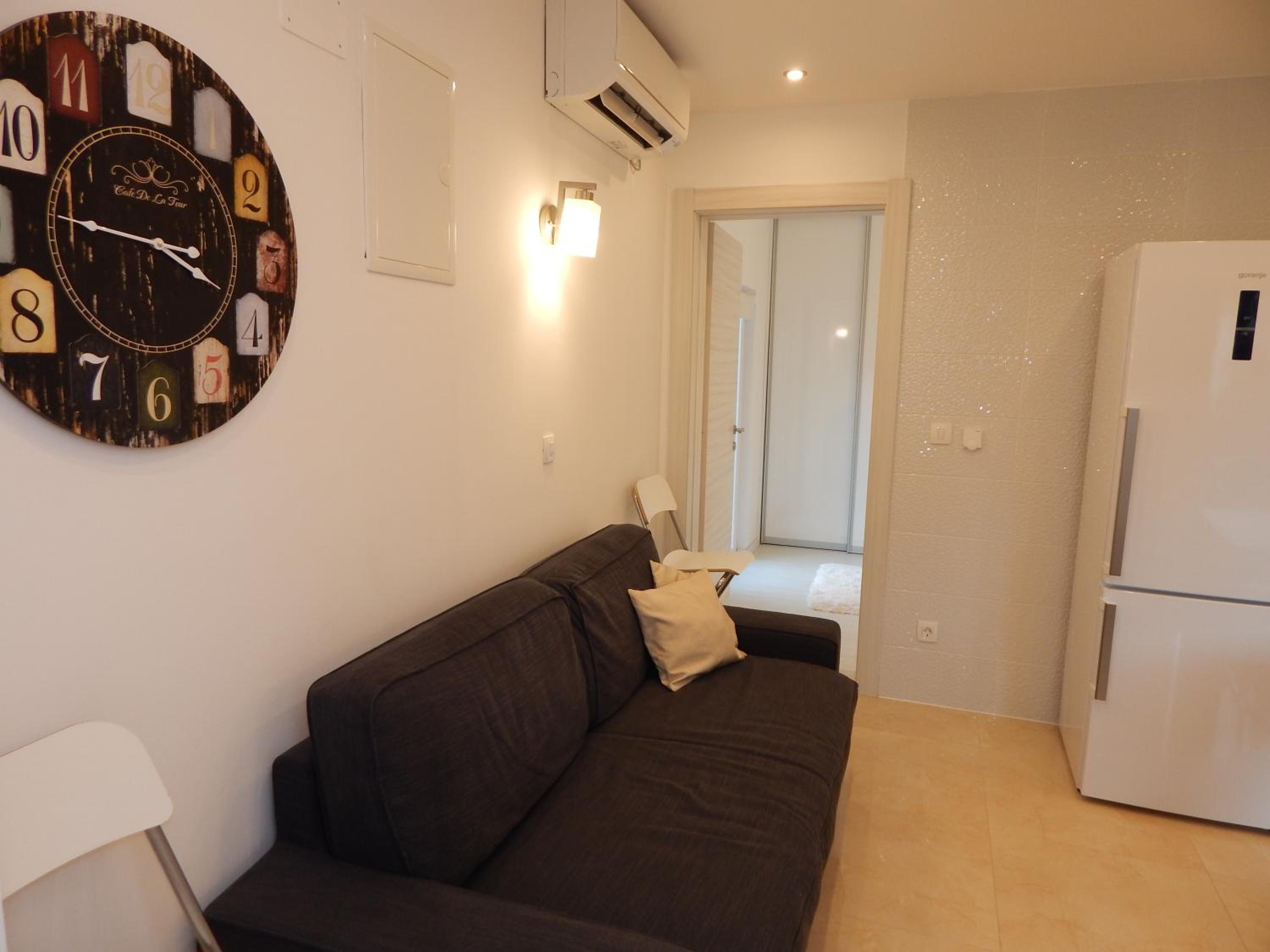 Apartment photo 2