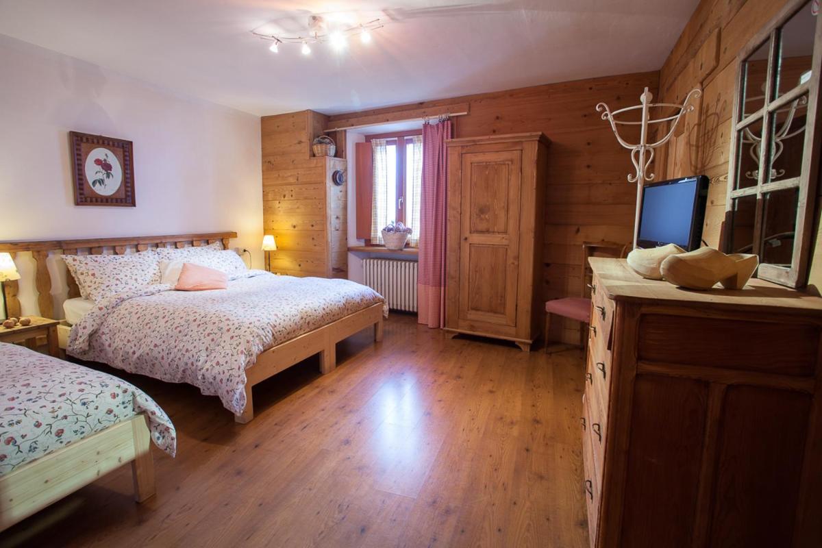 Standard Triple Room photo 2