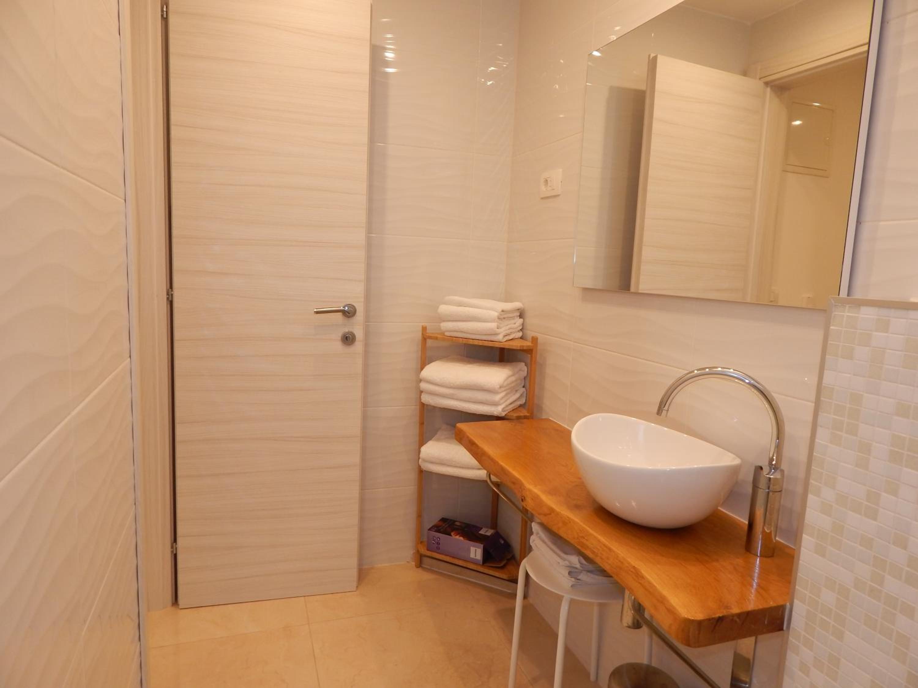 Apartment - Photo 21