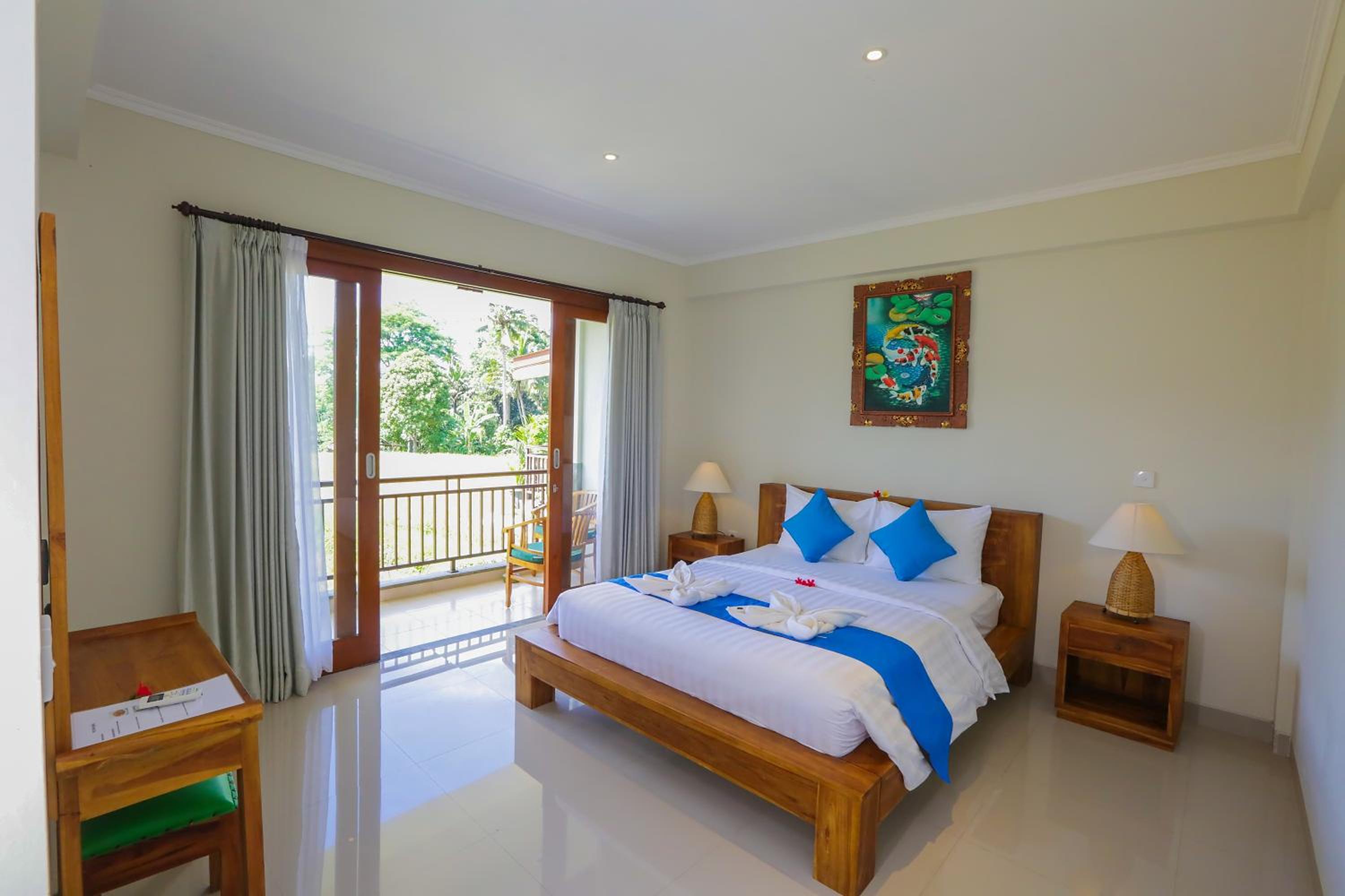 Superior Double Room with Monkey Forest View
