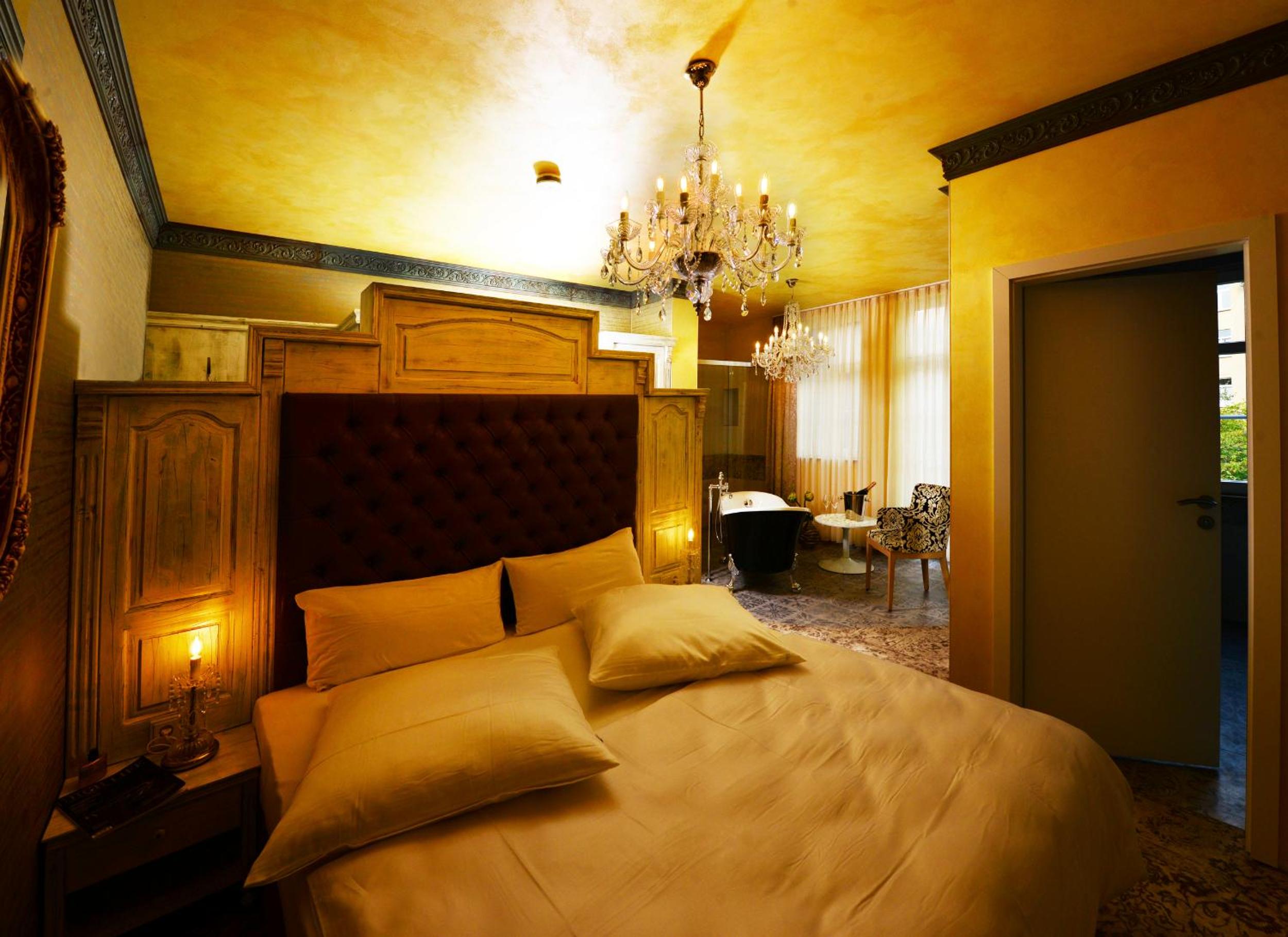 Deluxe Double Room with Bath