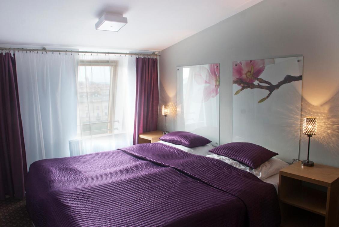Double Room - Photo 8