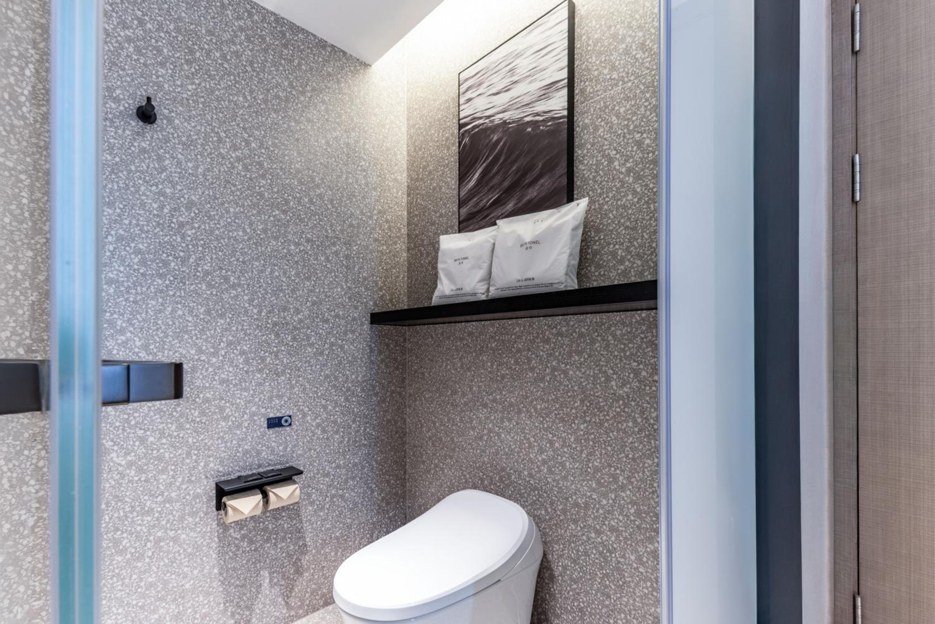 Elegant Twin Room