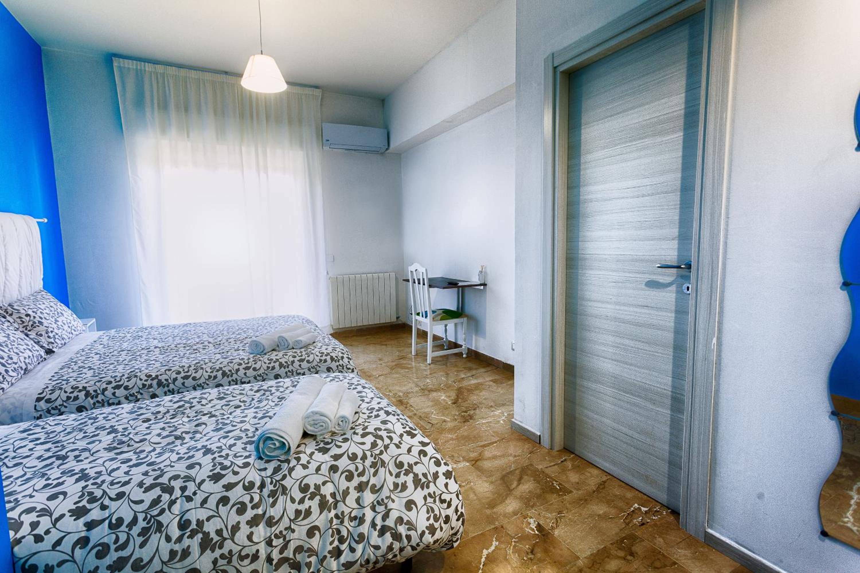 Deluxe Triple Room With Sea View